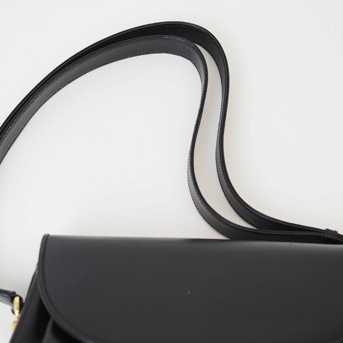 Gucci Black Leather Shoulder Bag