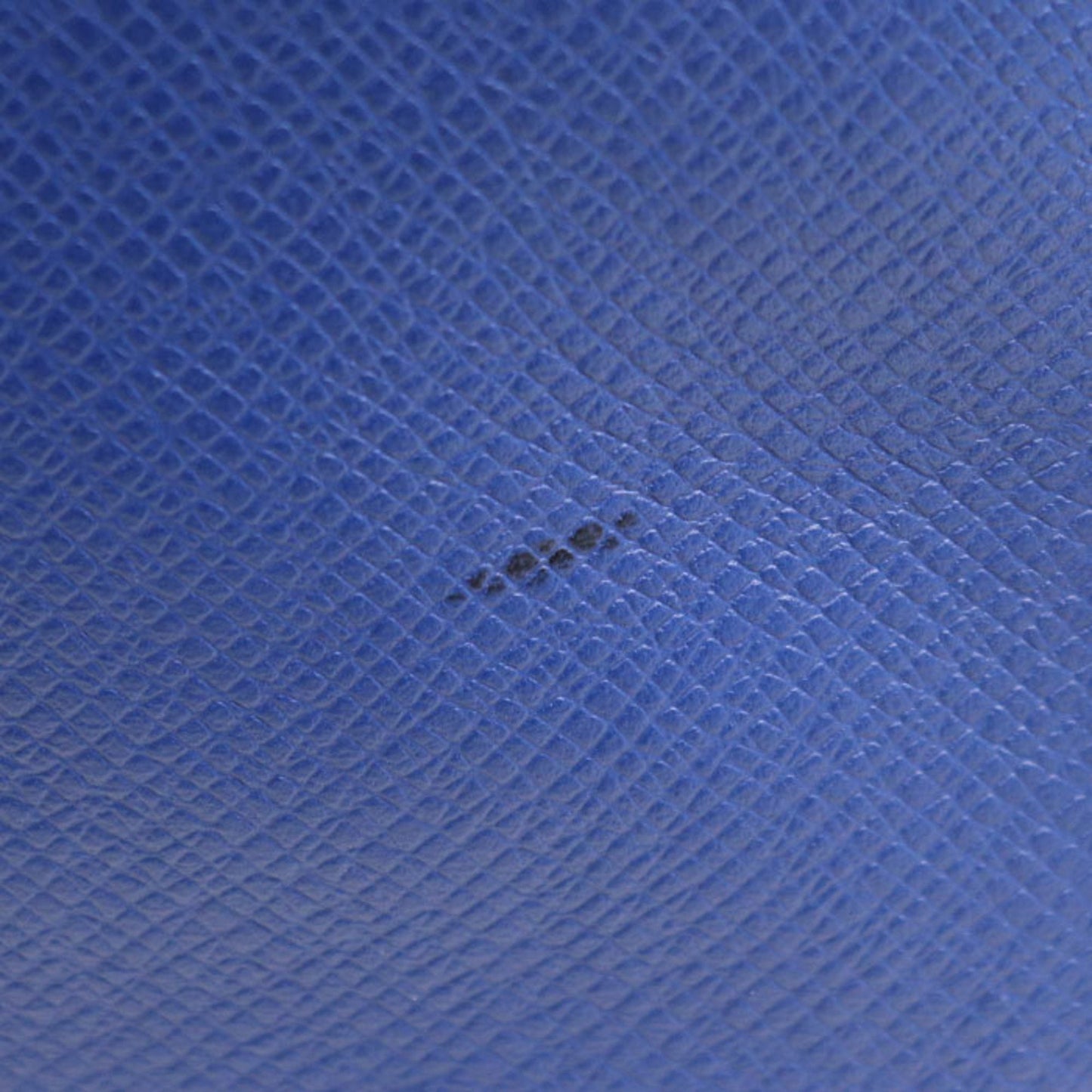 Louis Vuitton Cobalt Taiga Leather Shoulder Bag