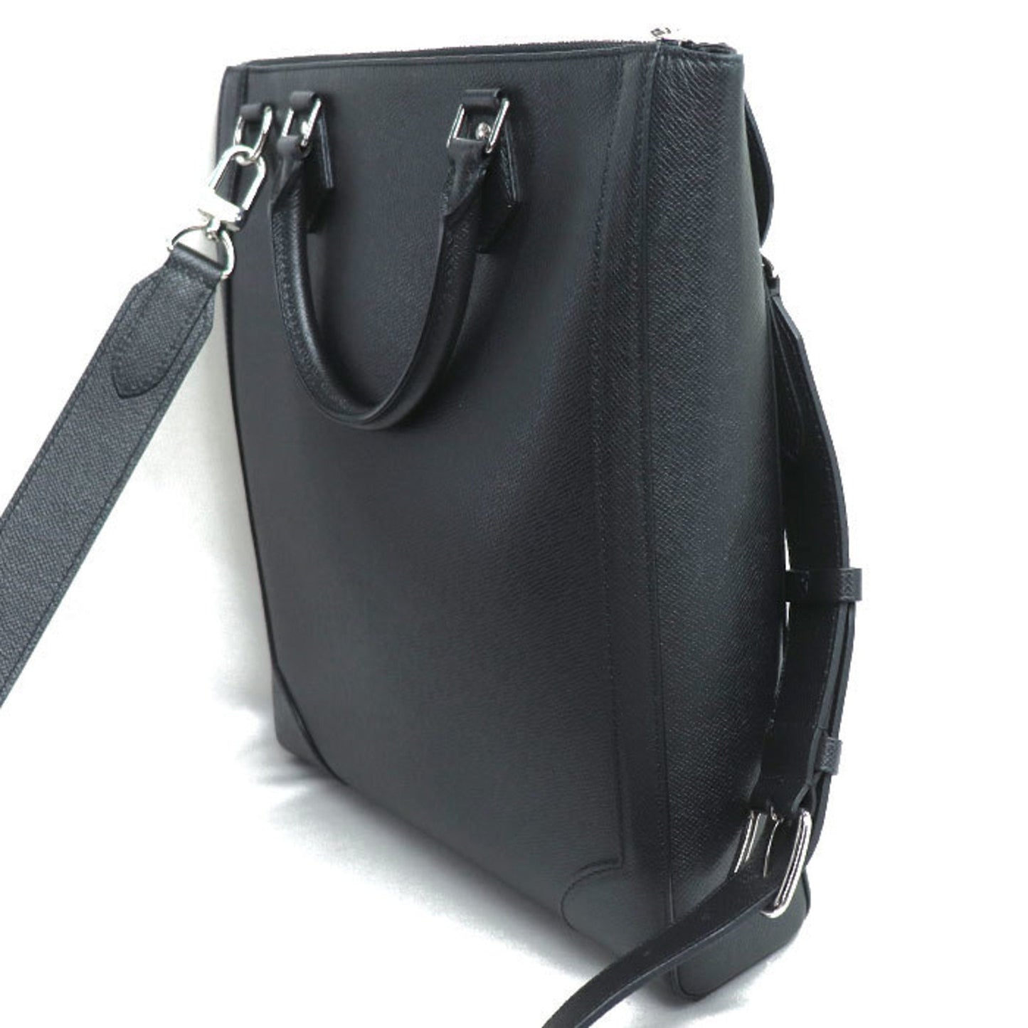 Louis Vuitton Taiga Black Taiga Leather Shoulder Bag