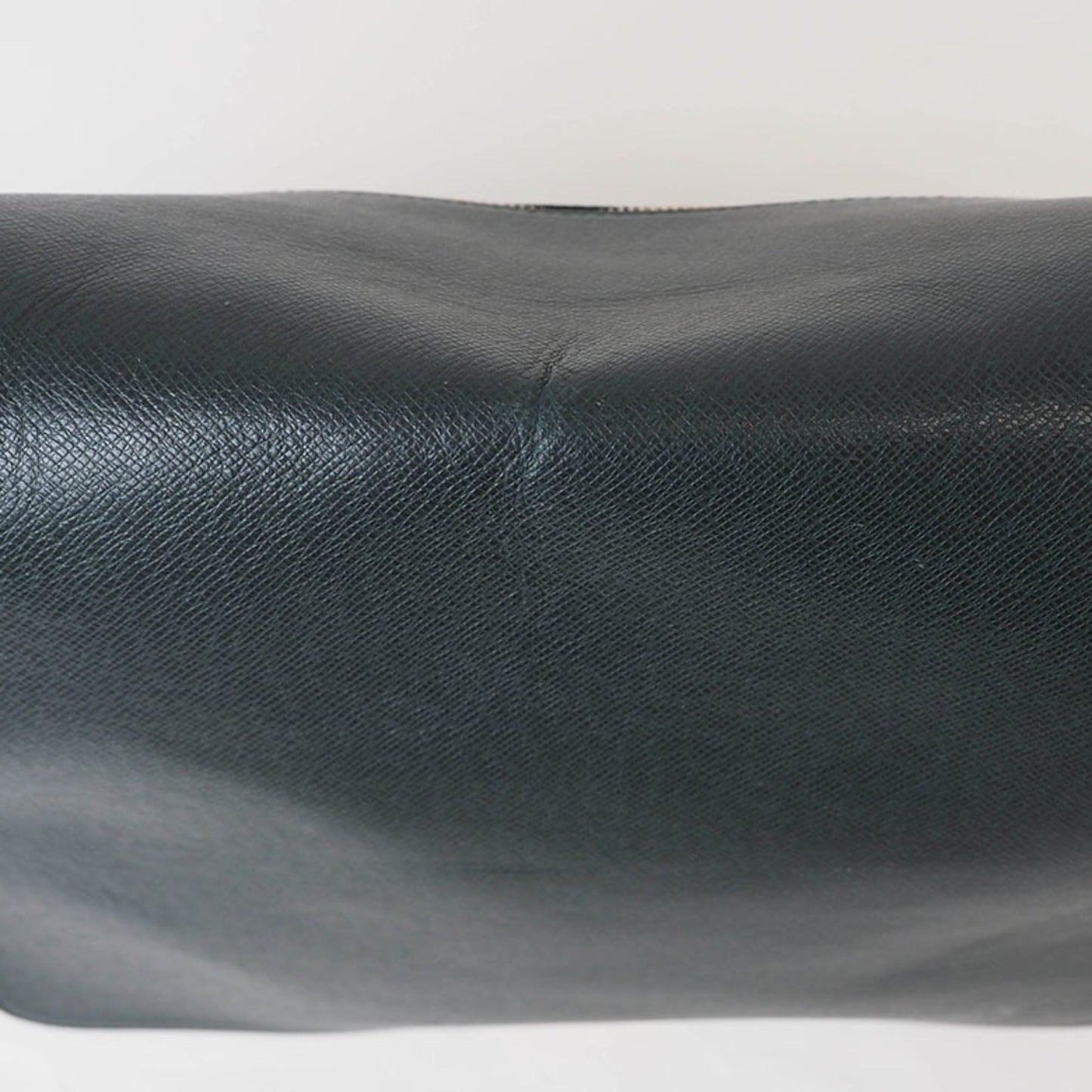 Louis Vuitton Taiga Episea Green Taiga Leather Shoulder Bag