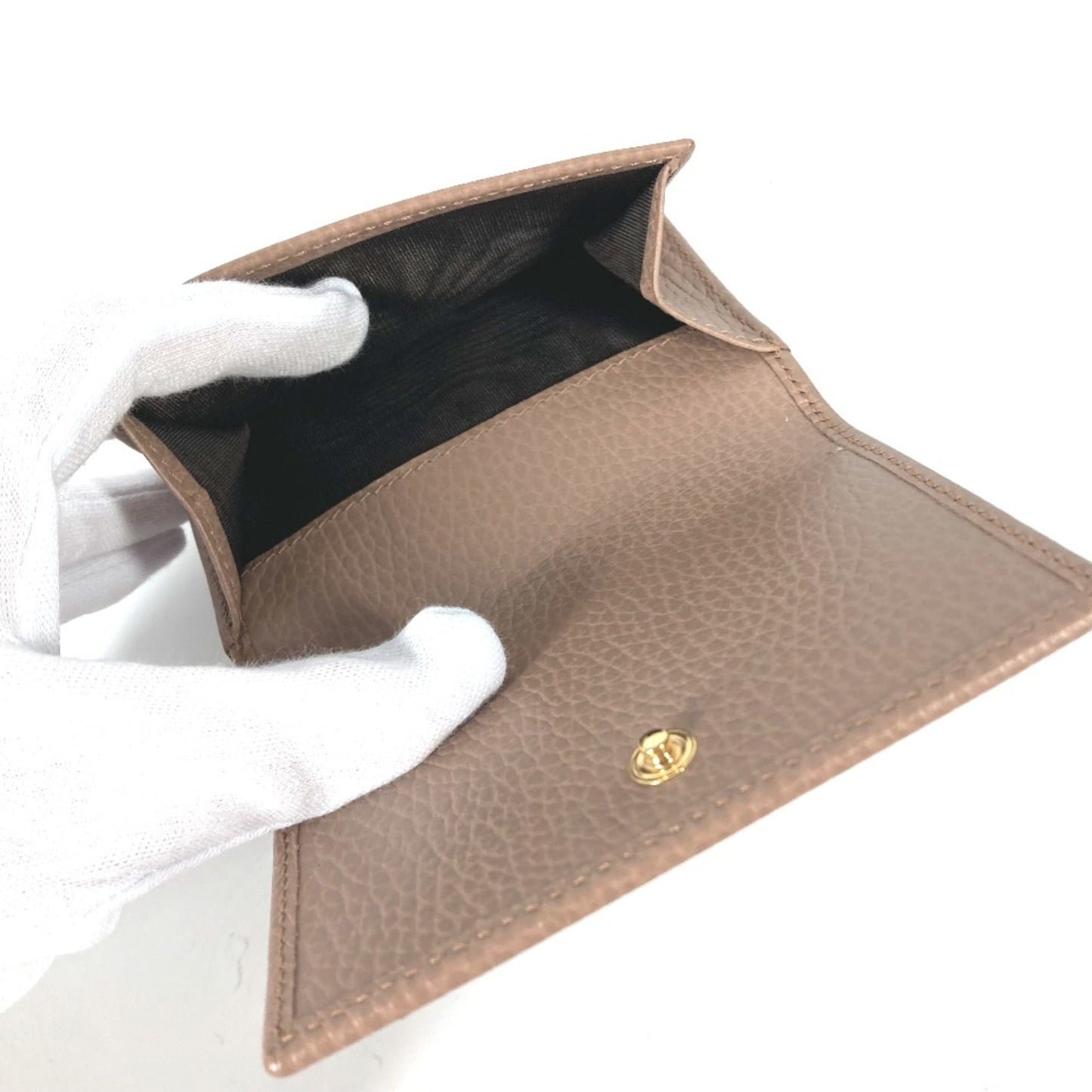 Gucci Beige Leather Wallet (Tri-Fold)