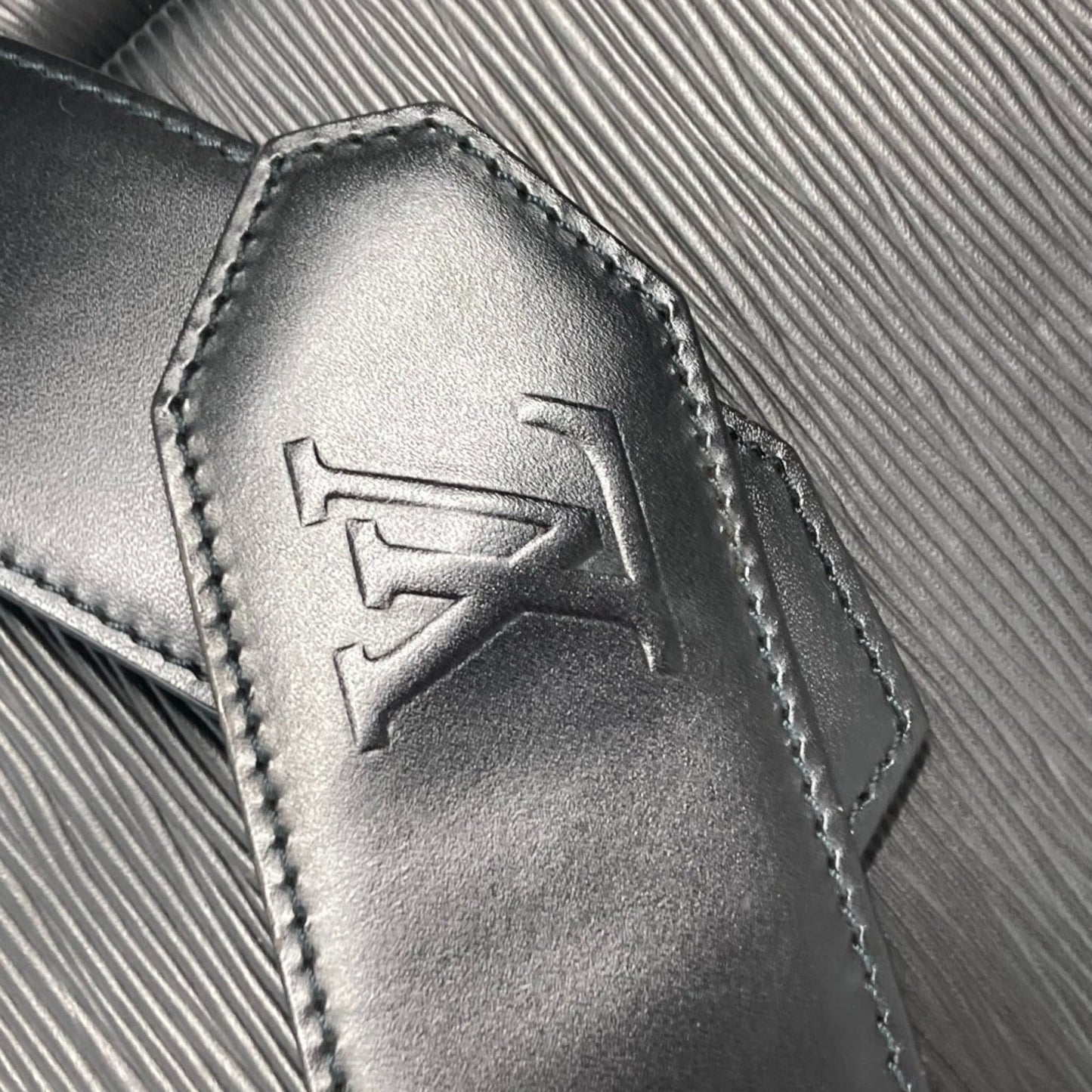 Louis Vuitton Black Leather Shoulder Bag