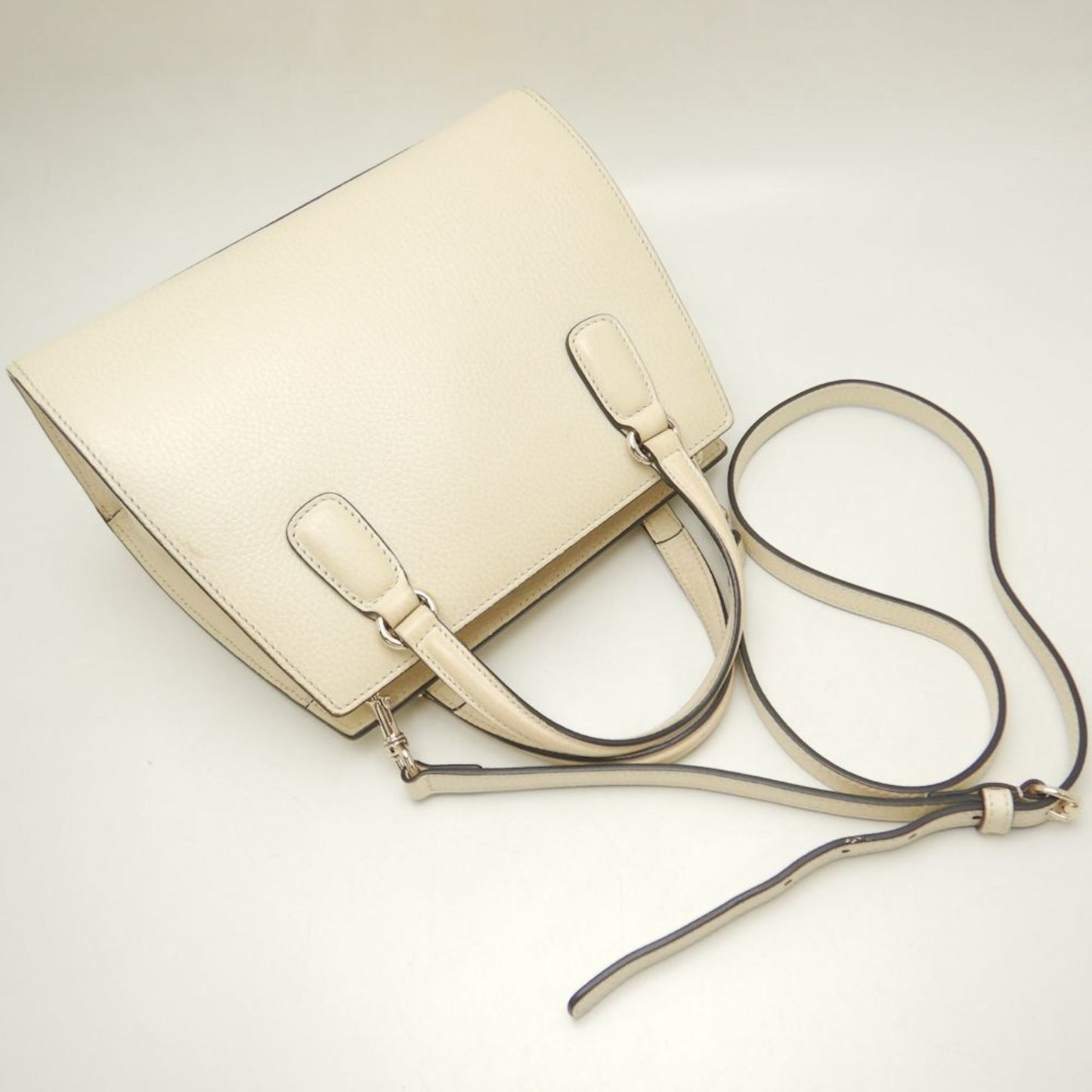 Gucci Ivory Leather Handbag