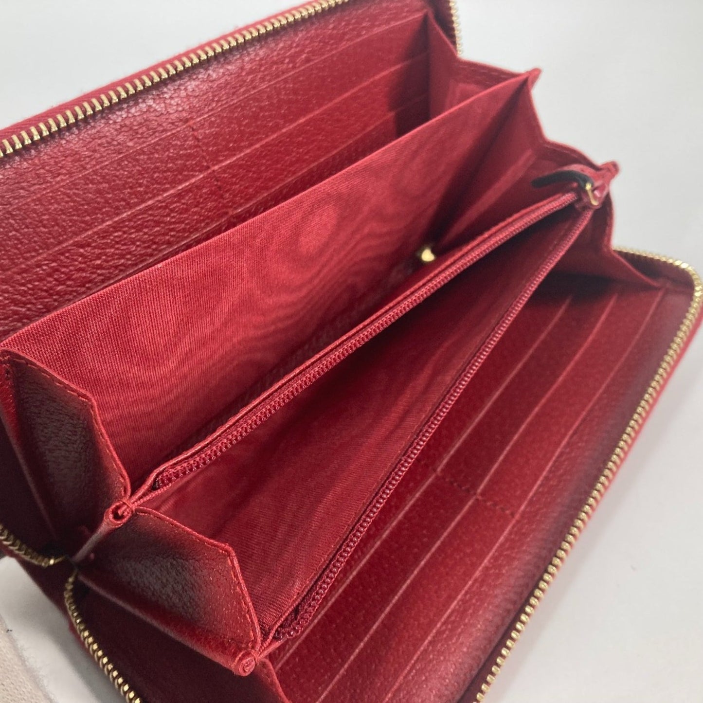 Gucci Red Other Long Wallet (Bi-Fold)