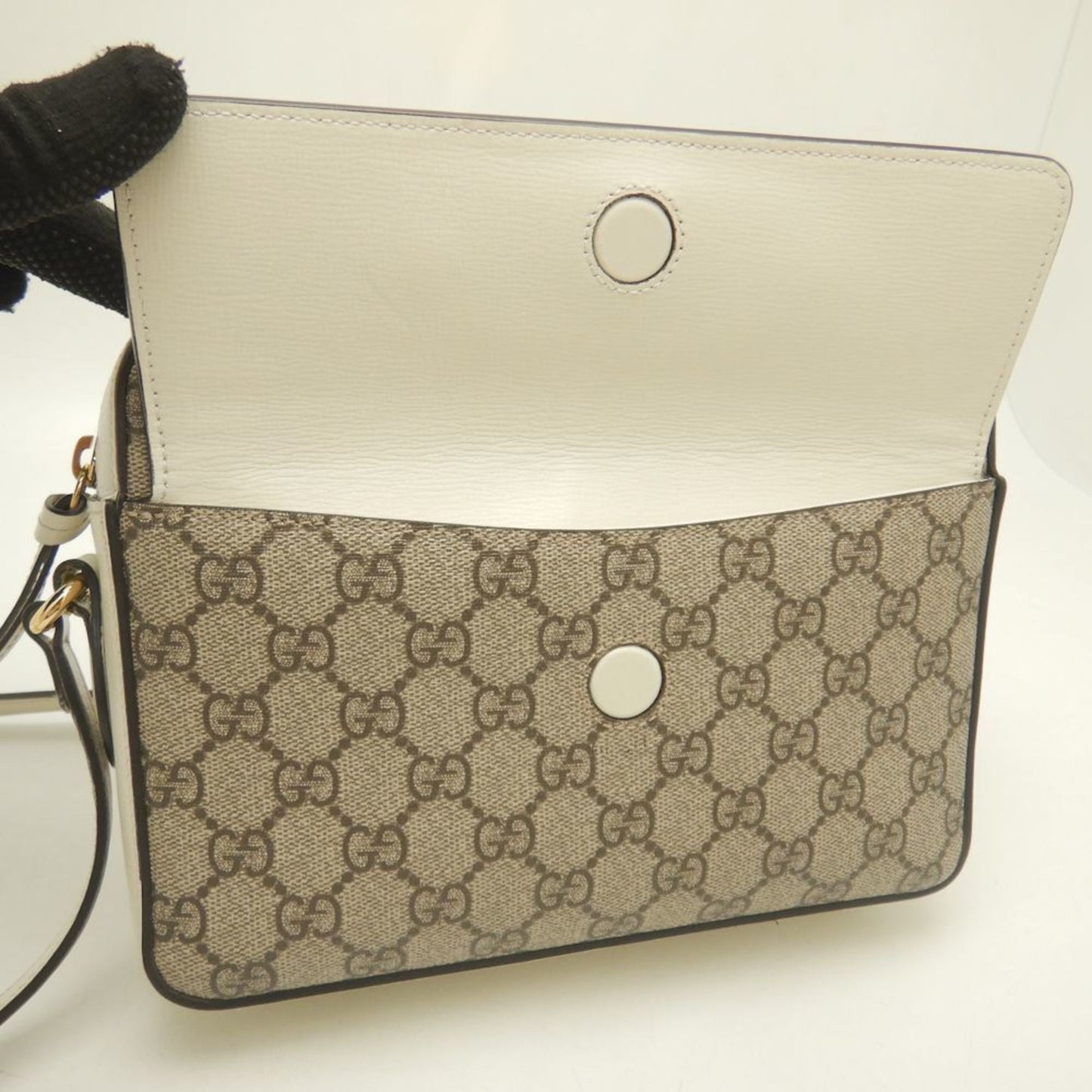 Gucci Beige Ivory Gg Supreme Canvas Leather Shoulder Bag