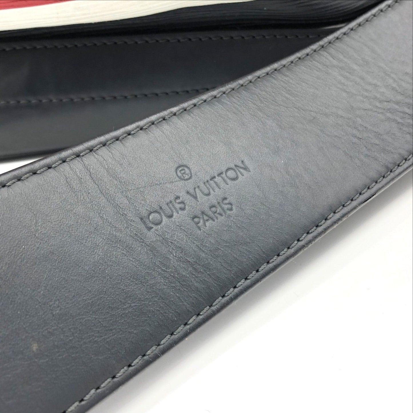 Louis Vuitton Black Leather Shoulder Bag