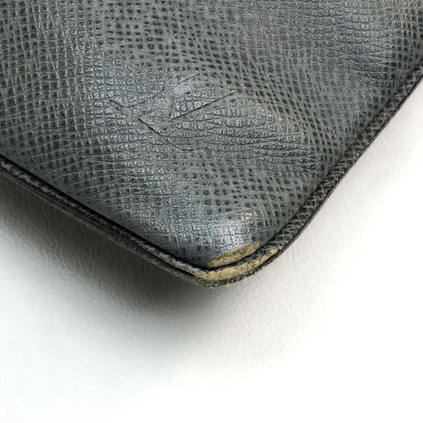 Louis Vuitton Gray Leather Shoulder Bag