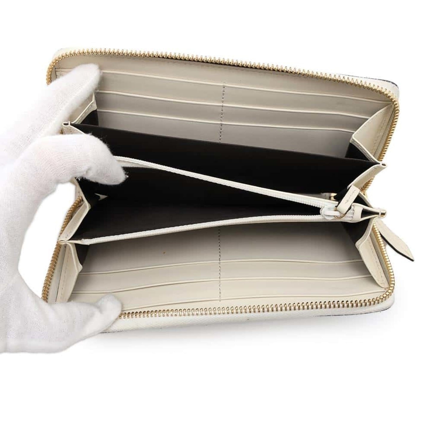 Gucci White Leather Long Wallet (Bi-Fold)