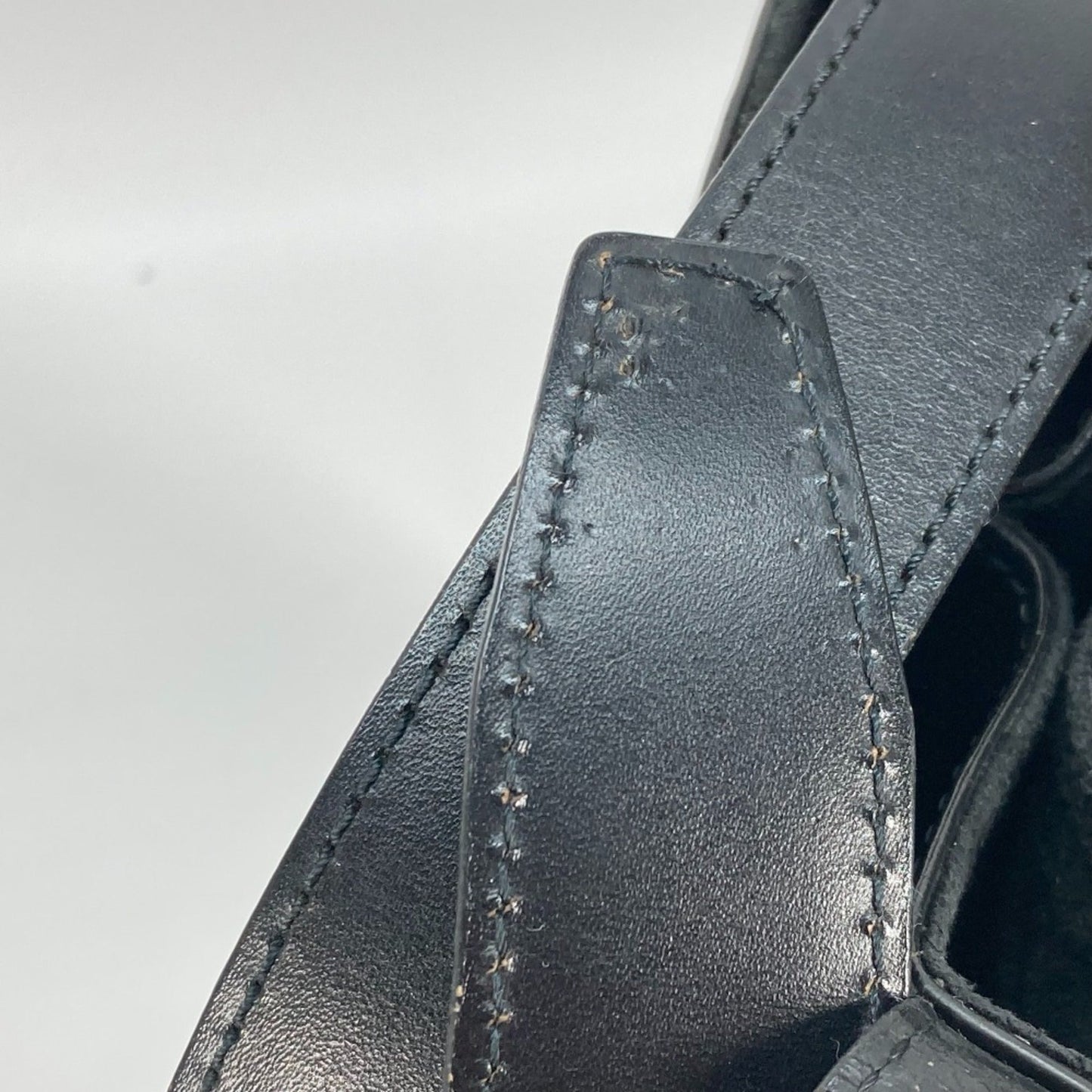 Louis Vuitton Black Leather Shoulder Bag