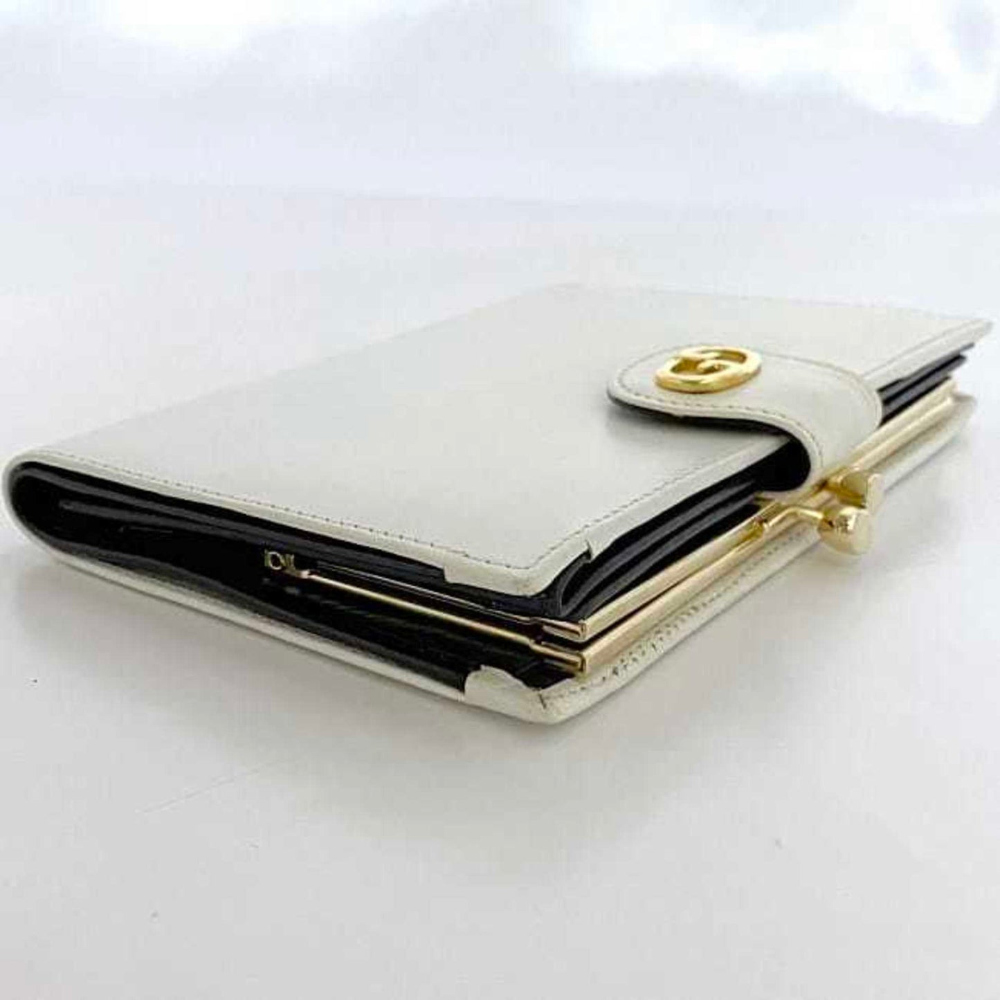 Gucci White Leather Wallet (Bi-Fold)