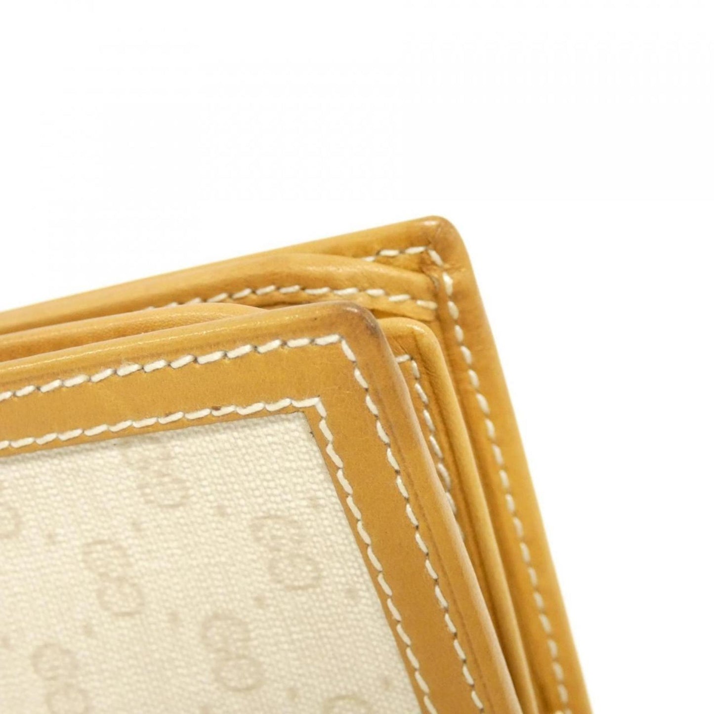 Gucci Beige Ivory Coated Canvas Wallet (Bi-Fold)