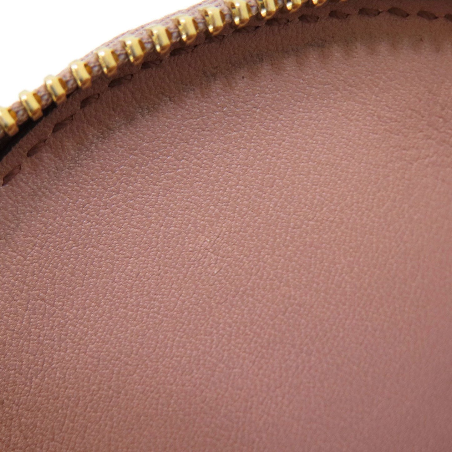 Gucci Beige Patent Leather Coin Purse/Coin Case