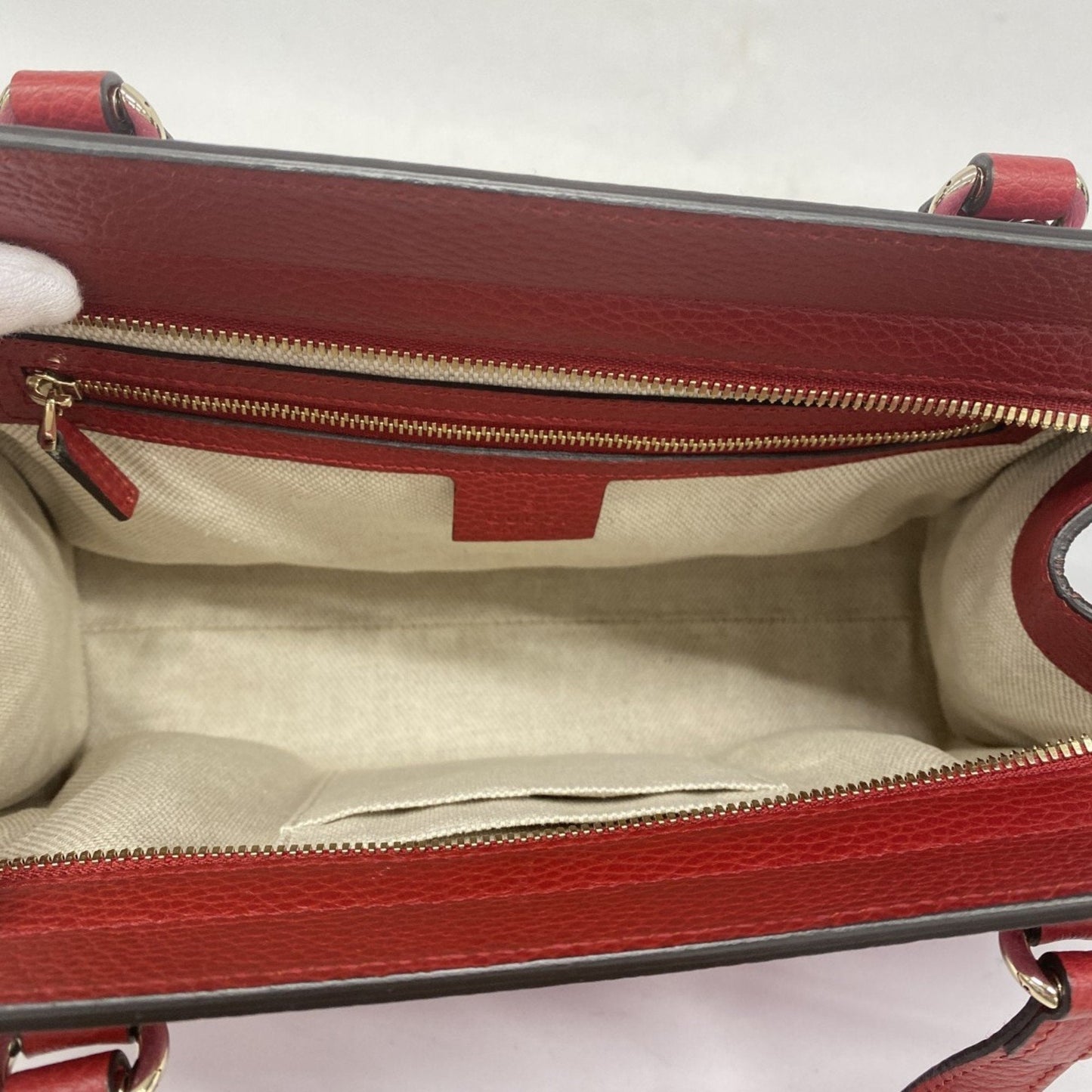 Gucci Pink Red Color Leather Handbag