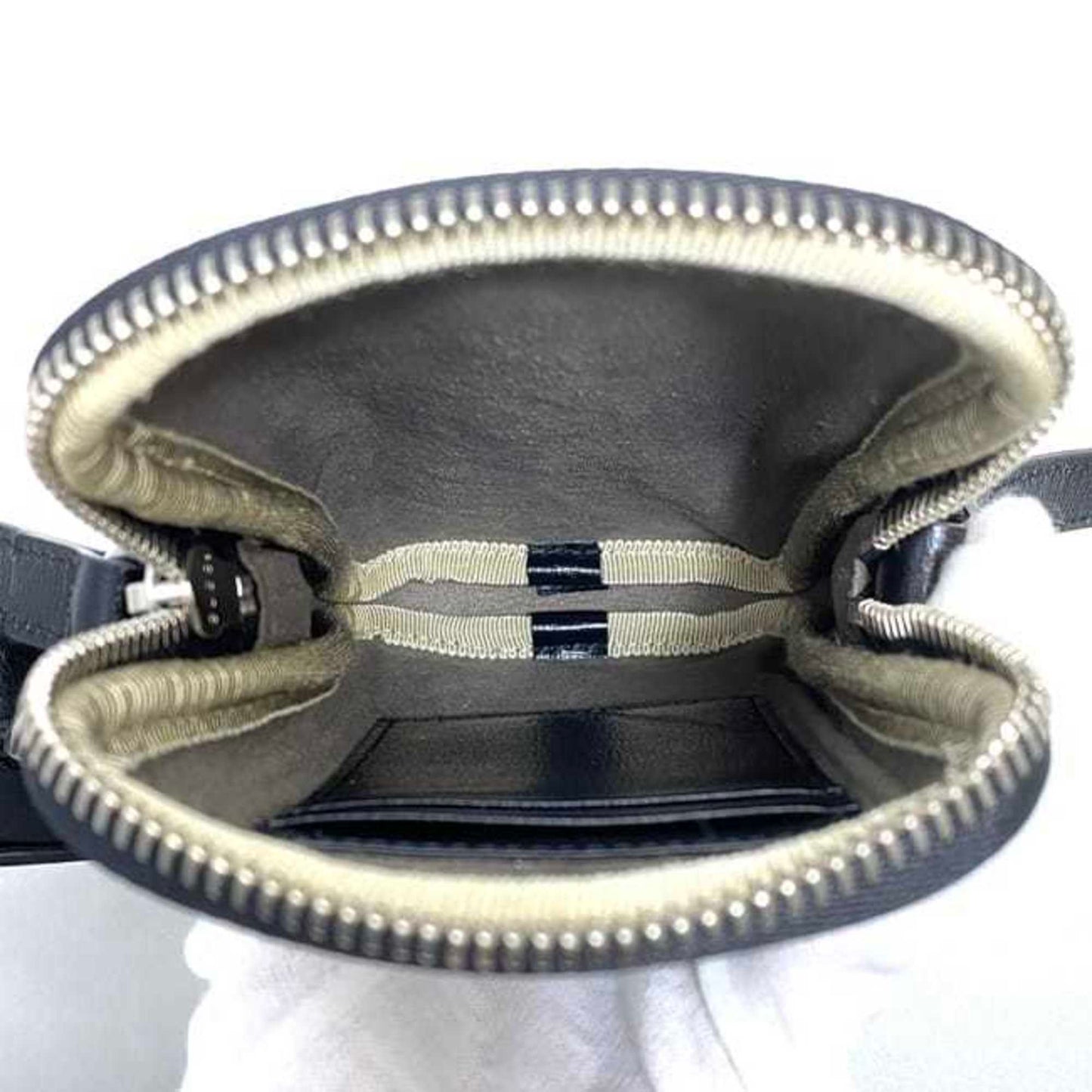 Gucci Black Gg Supreme Pochette Pouch Shoulder Bag