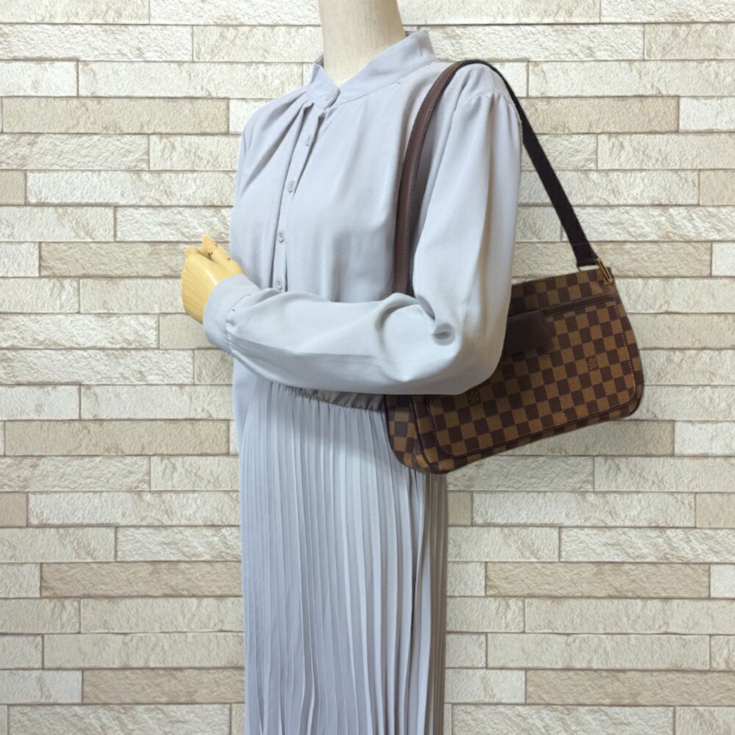 Louis Vuitton Brown Damier Canvas Shoulder Bag