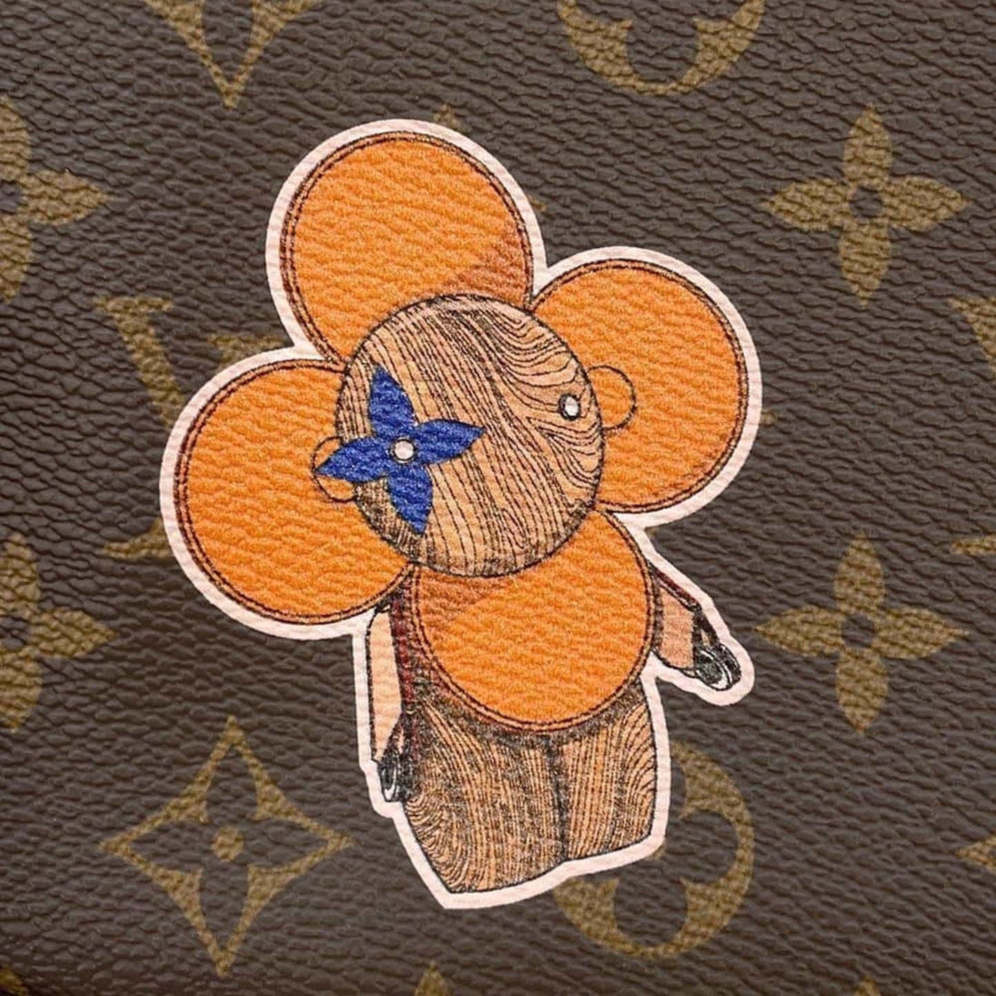 Louis Vuitton Khaki Monogram Pochette Pouch Shoulder Bag
