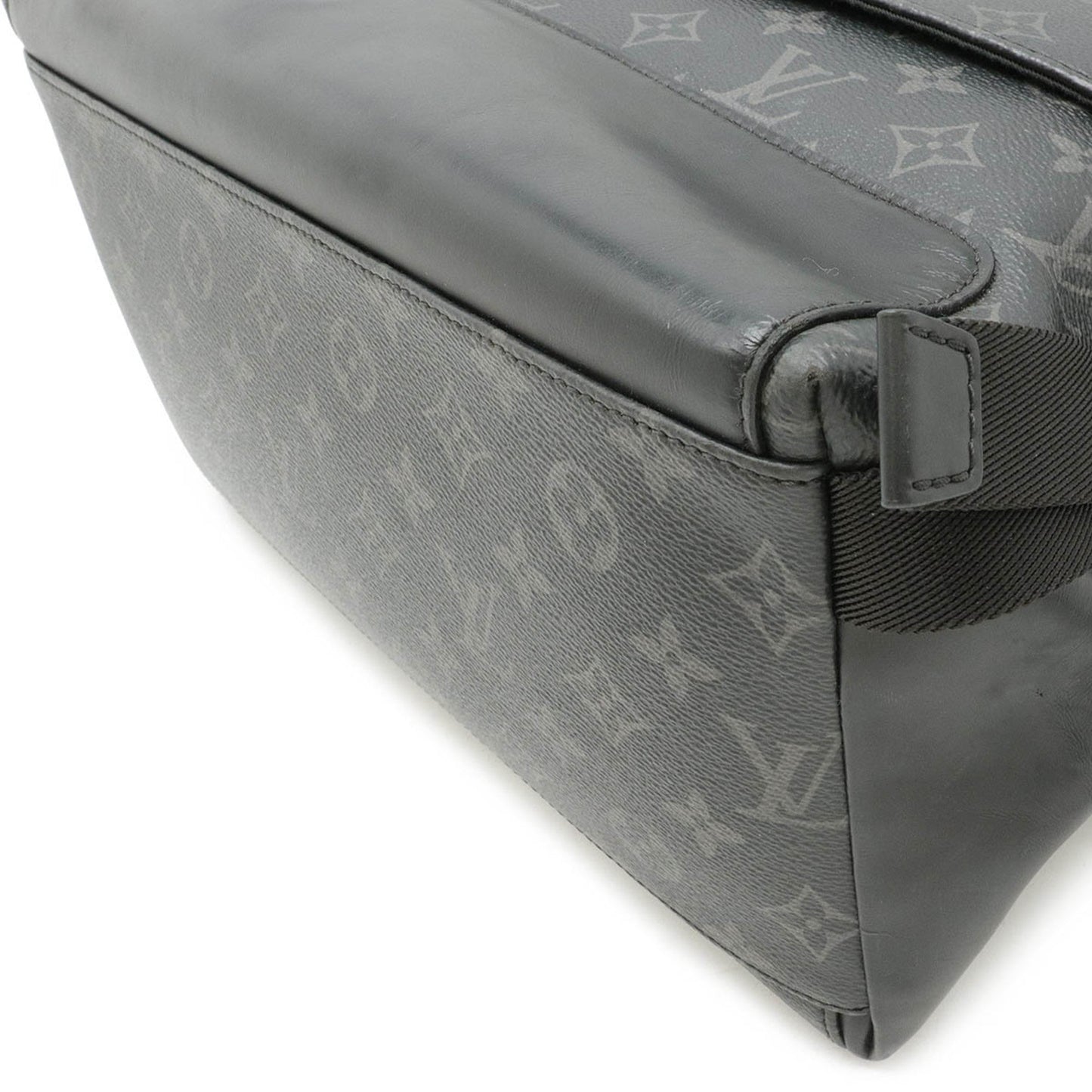 Louis Vuitton Monogram Eclipse Monogram Eclipse Monogram Eclipse Messenger Bag Shoulder Bag