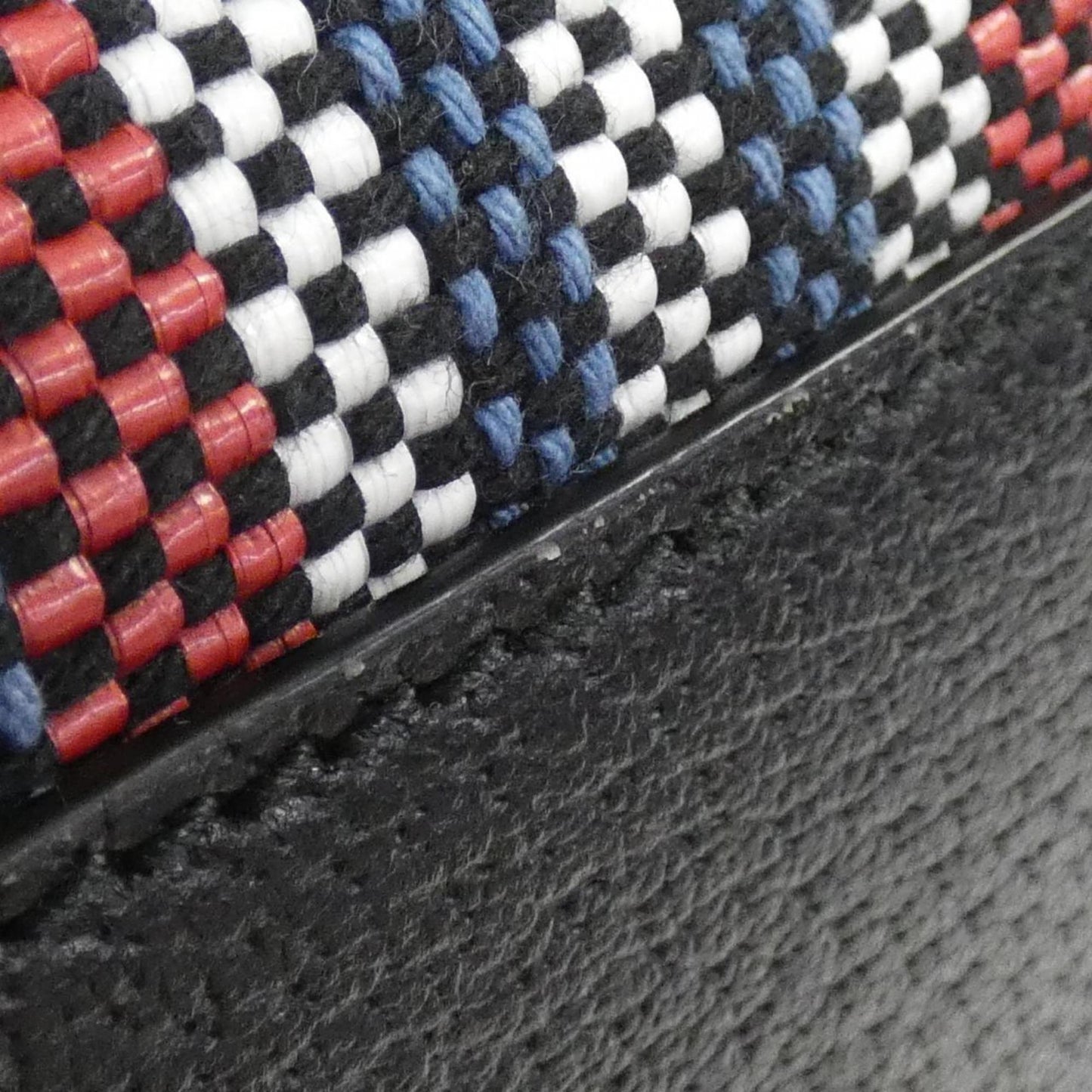 Gucci Black Blue Red Color White Raffia Nylon Handbag