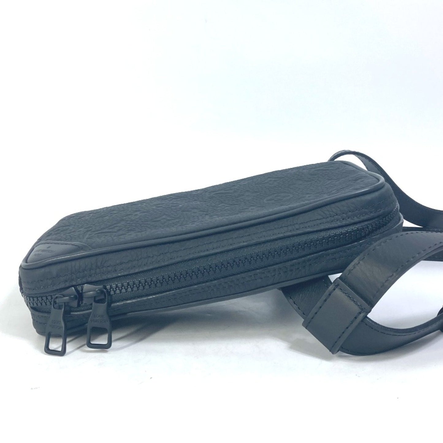 Louis Vuitton Black Leather Shoulder Bag