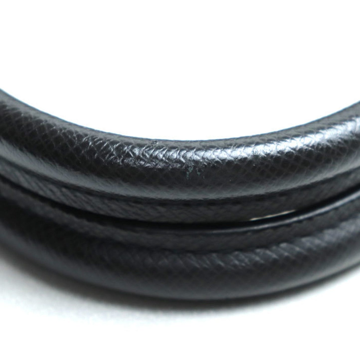 Louis Vuitton Taiga Black Taiga Leather Shoulder Bag