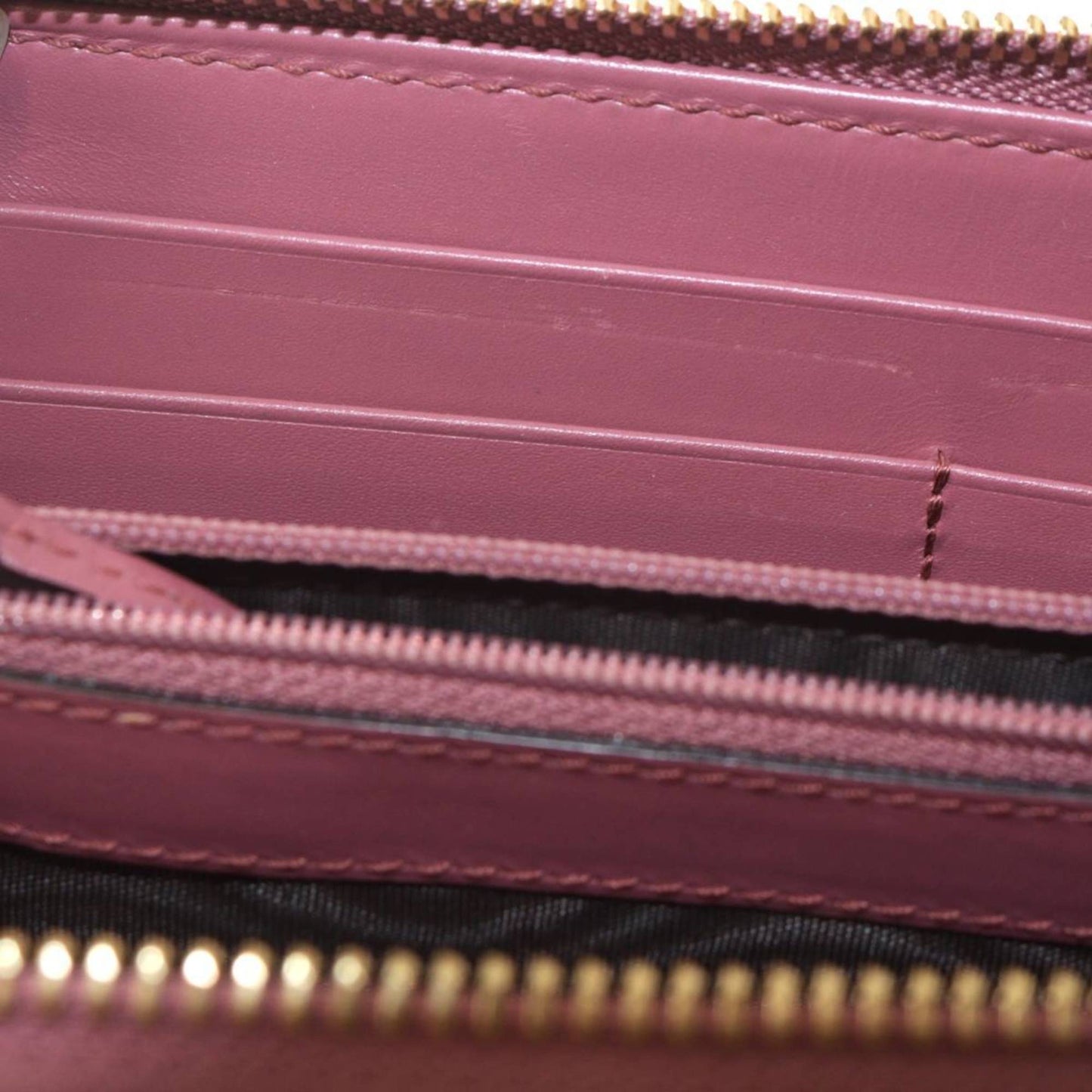 Gucci Pink Leather Long Wallet (Bi-Fold)