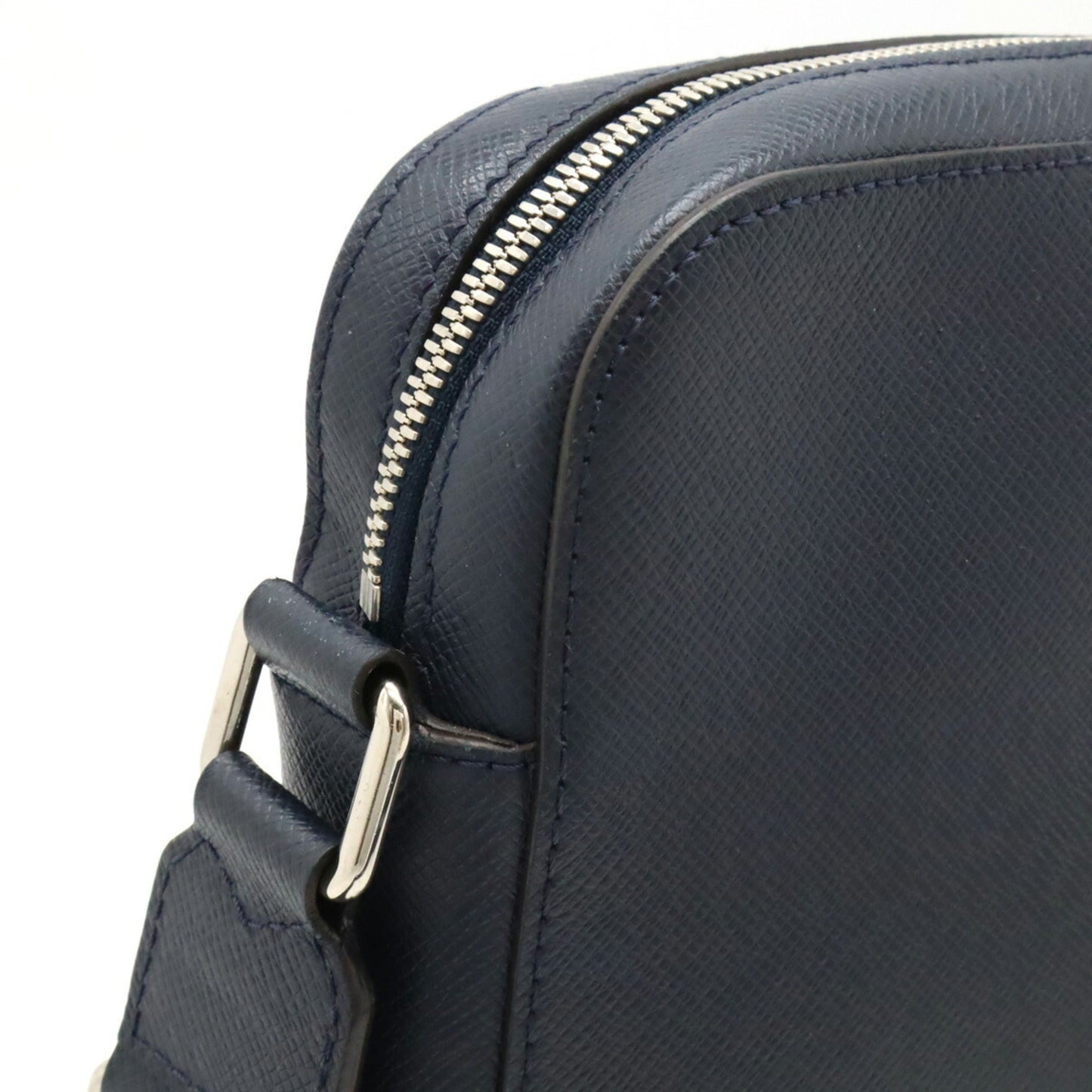 Louis Vuitton Taiga Ocean Taiga Leather Pochette Shoulder Bag
