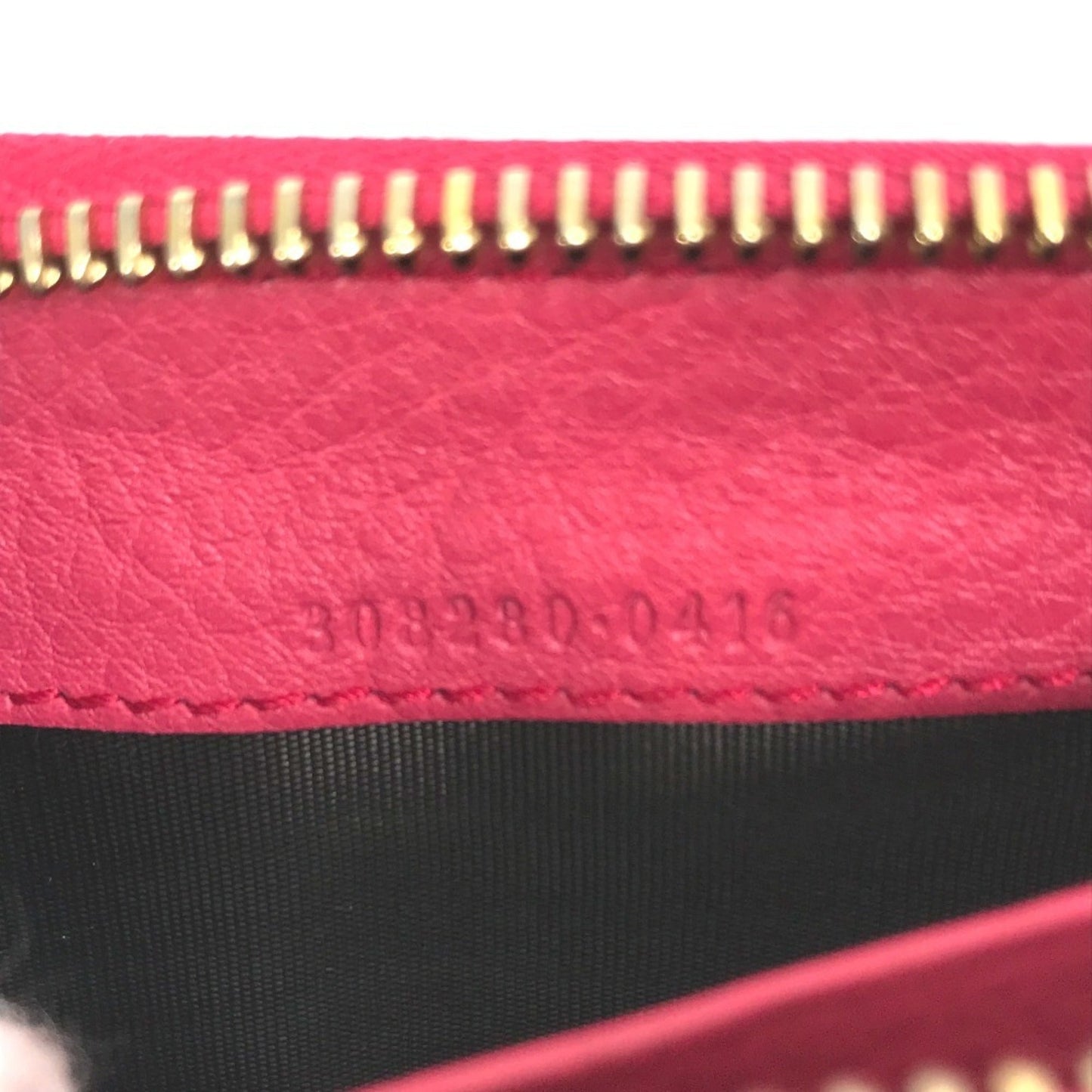 Gucci Red Color Leather Long Wallet (Bi-Fold)