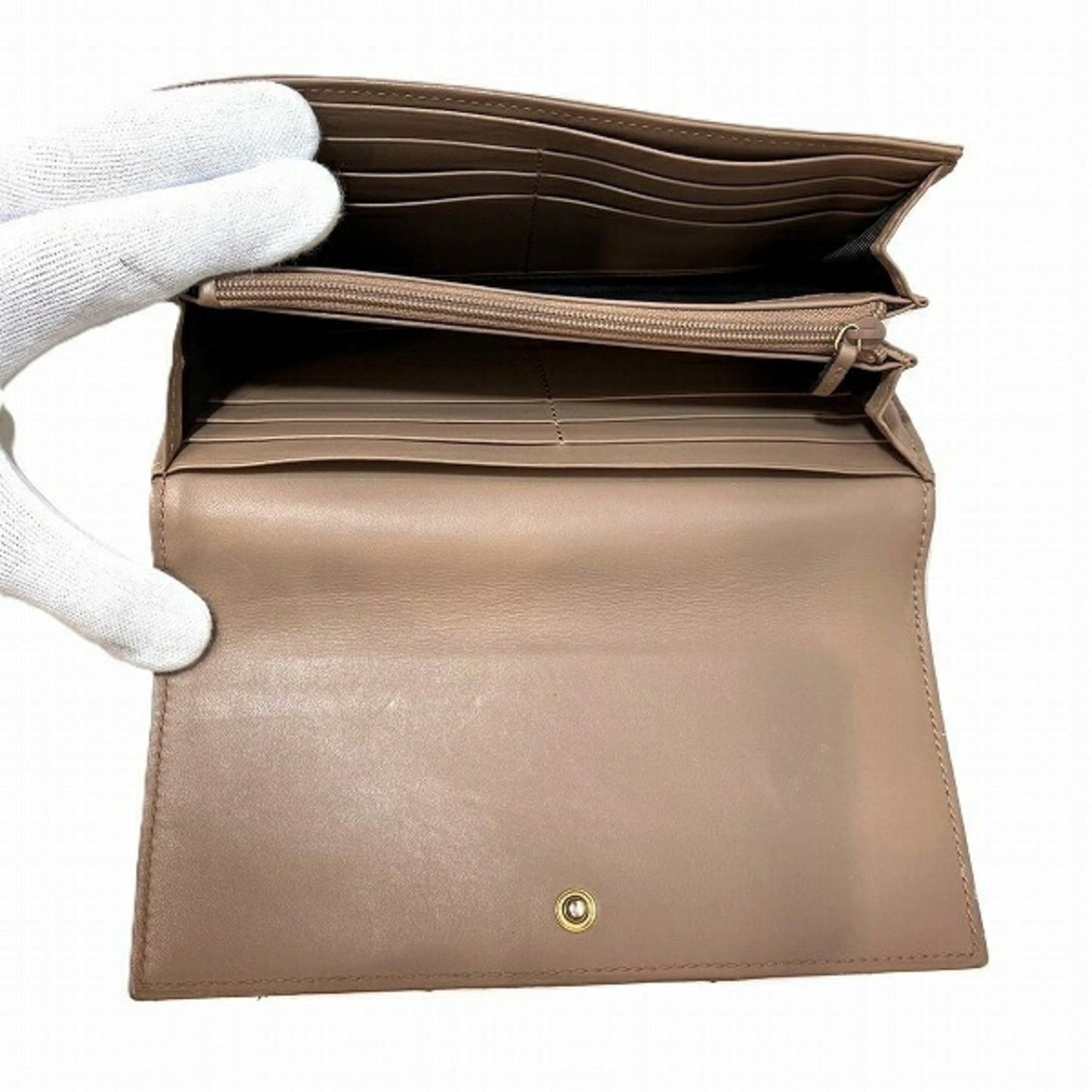 Gucci Beige Leather Long Wallet (Bi-Fold)