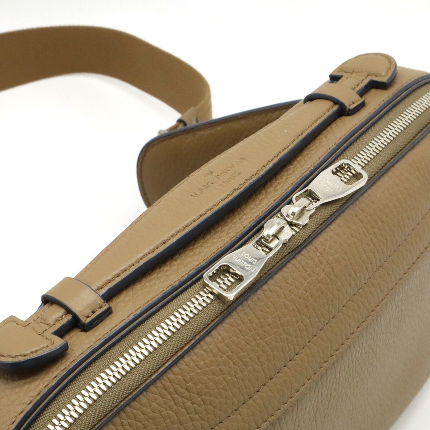 Louis Vuitton Beige Leather Shoulder Bag Sling Bag