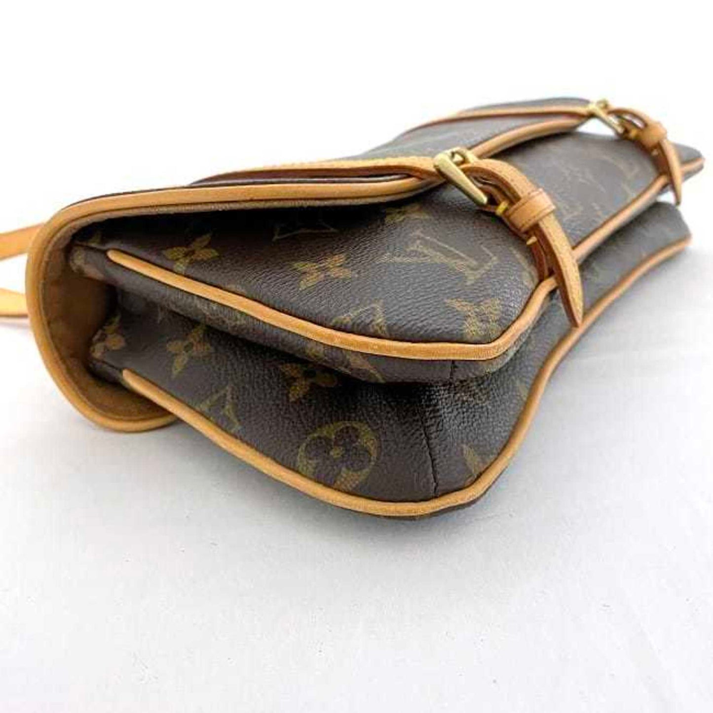 Louis Vuitton Monogram Beige Brown Monogram Monogram Handbag Shoulder Bag