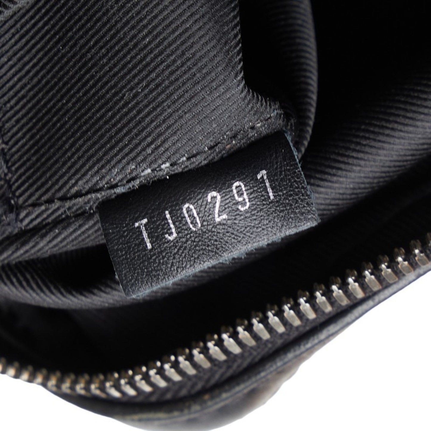 Louis Vuitton Monogram Eclipse Black Gray Pvc Leather Pouch Shoulder Bag