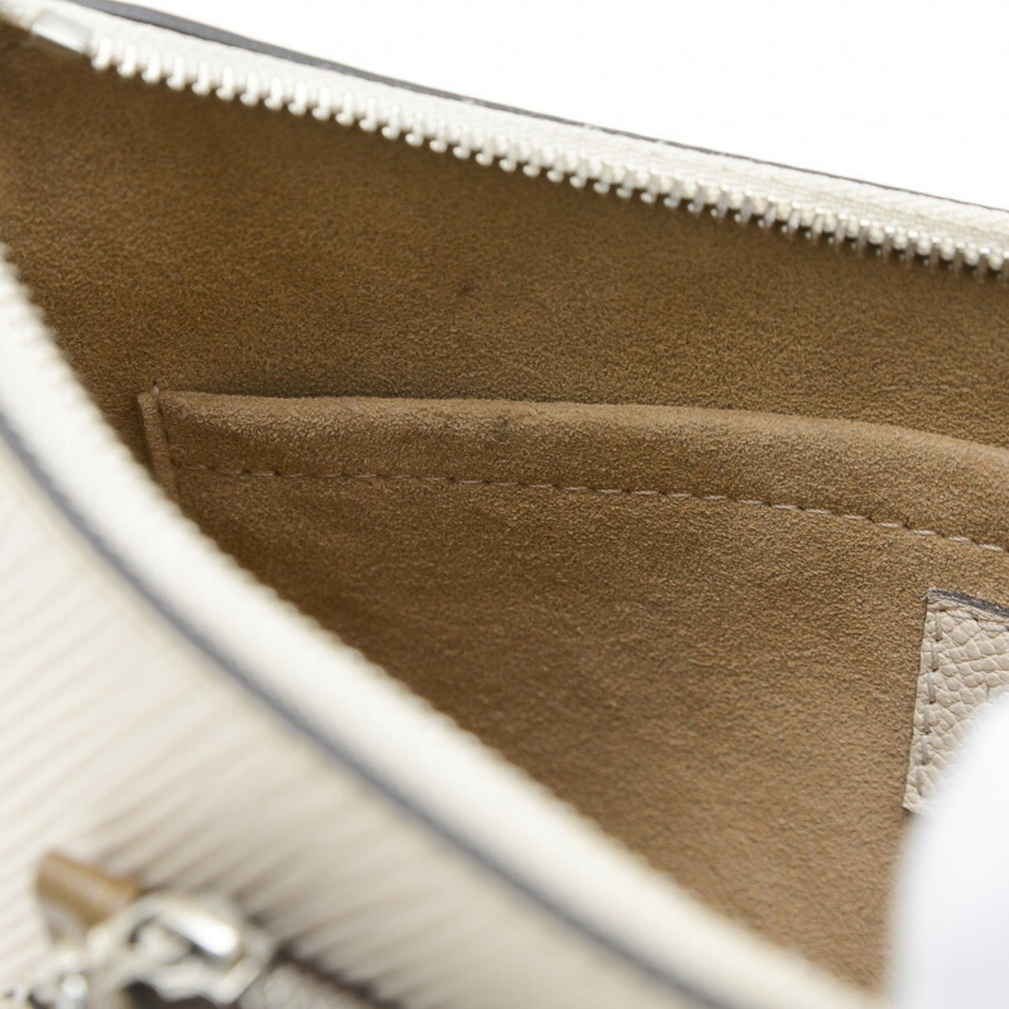 Louis Vuitton Beige Cream Epi Leather Pouch Shoulder Bag