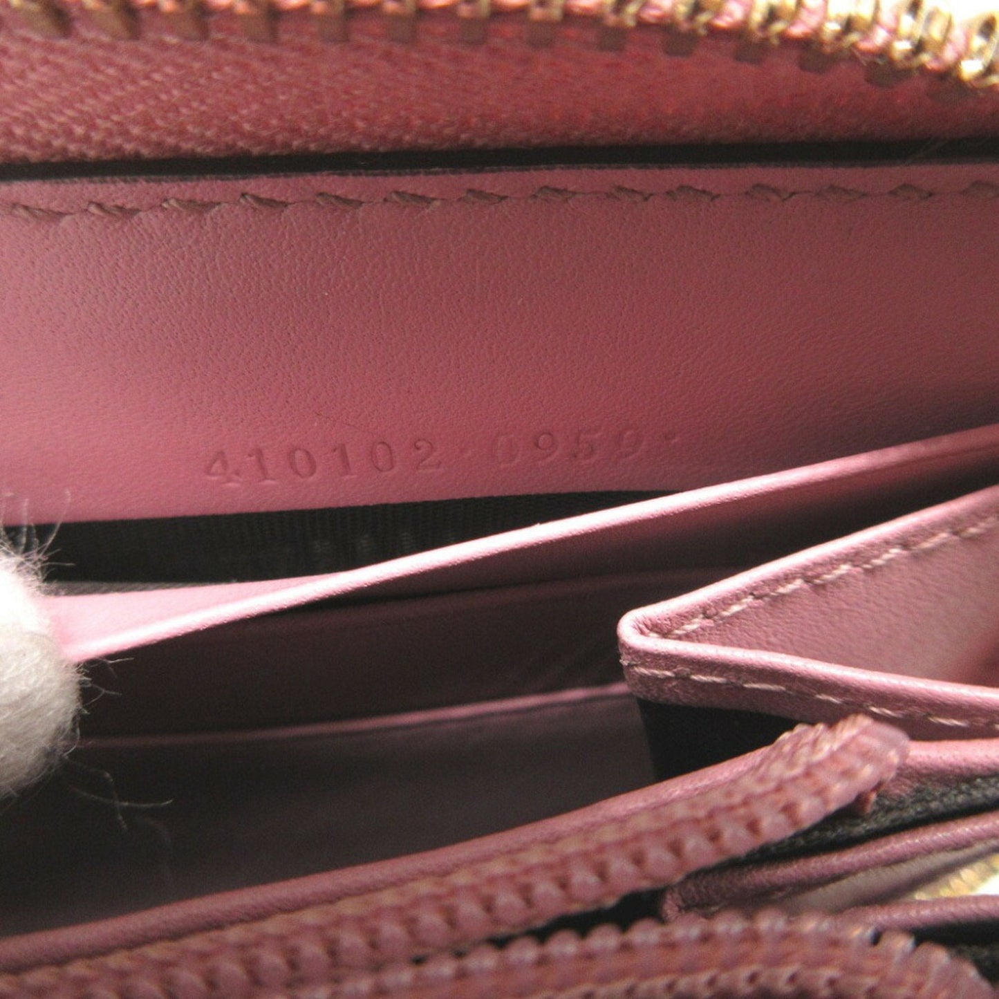 Gucci Pink Leather Long Wallet (Bi-Fold)