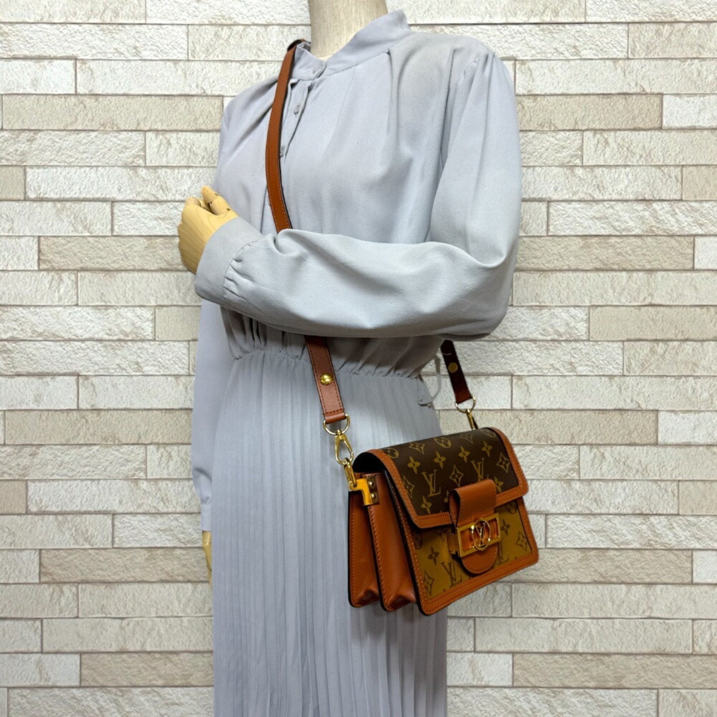 Louis Vuitton Brown Monogram Canvas Monogram Reverse Shoulder Bag