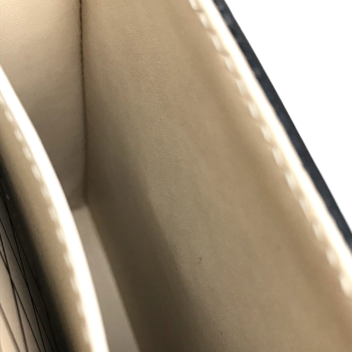 Louis Vuitton Pink Leather Shoulder Bag