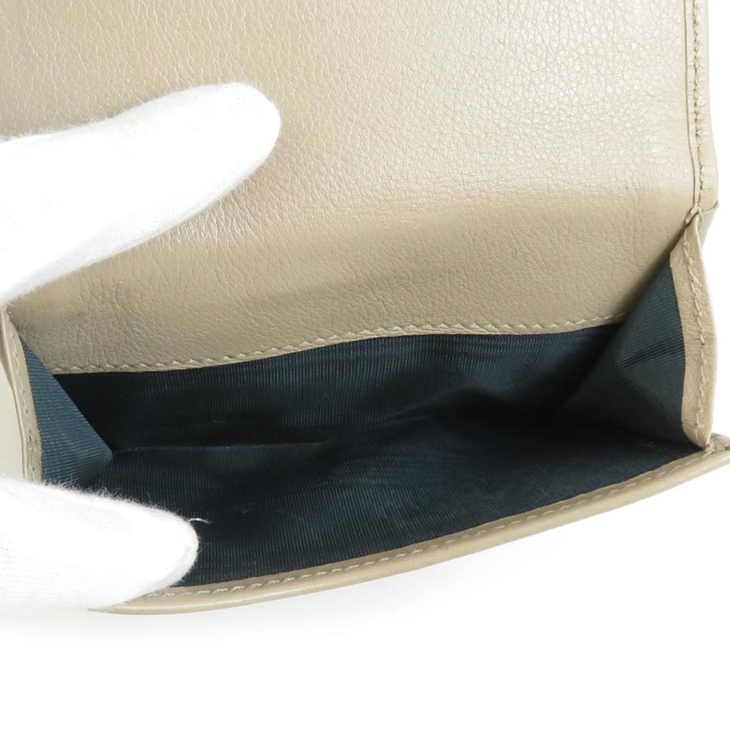 Gucci Beige Leather Wallet (Bi-Fold)
