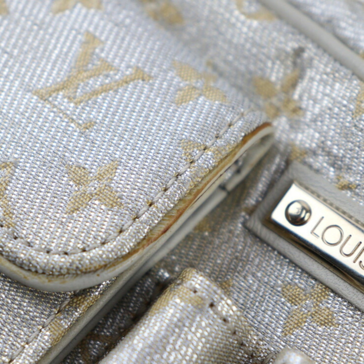 Louis Vuitton Silver Monogram Shiny Leather Handbag Shoulder Bag