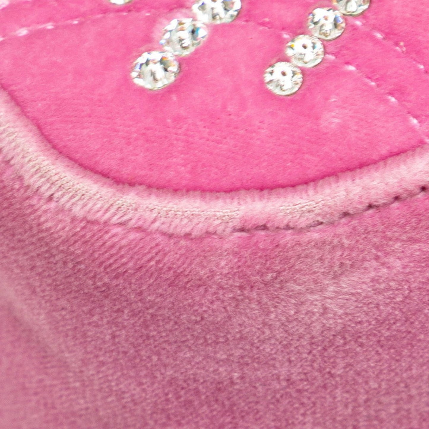 Gucci Pink Velvet Shoulder Bag