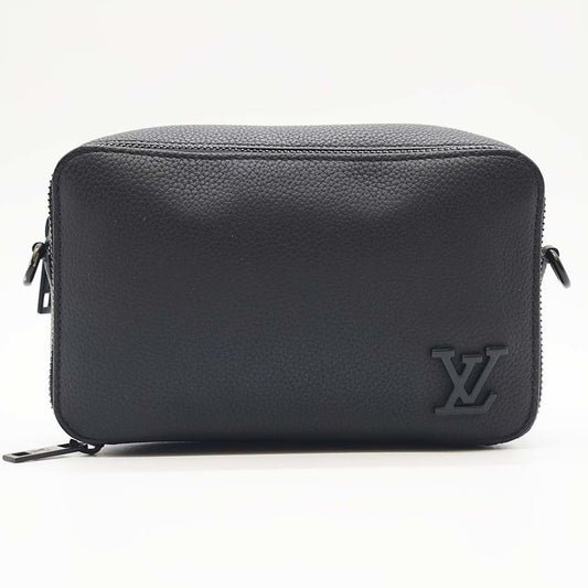 Louis Vuitton Black Leather Shoulder Bag ()