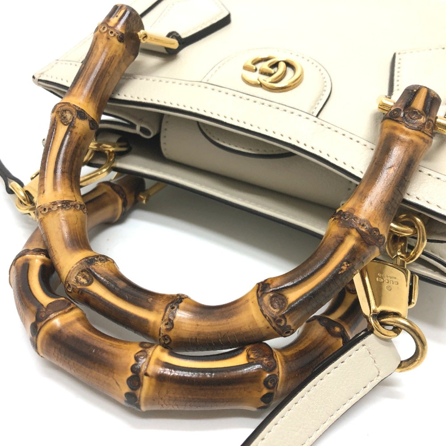Gucci White Leather Shoulder Bag