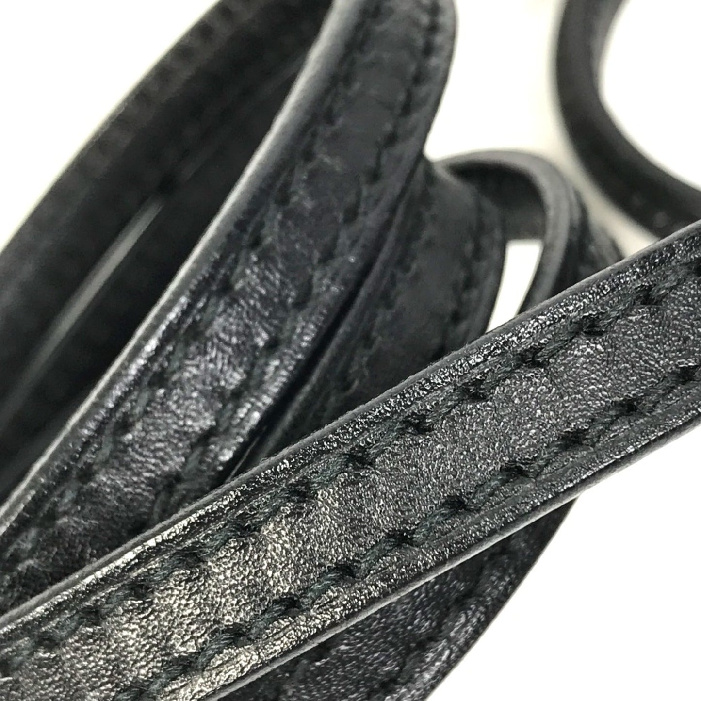 Gucci Black Leather Shoulder Bag