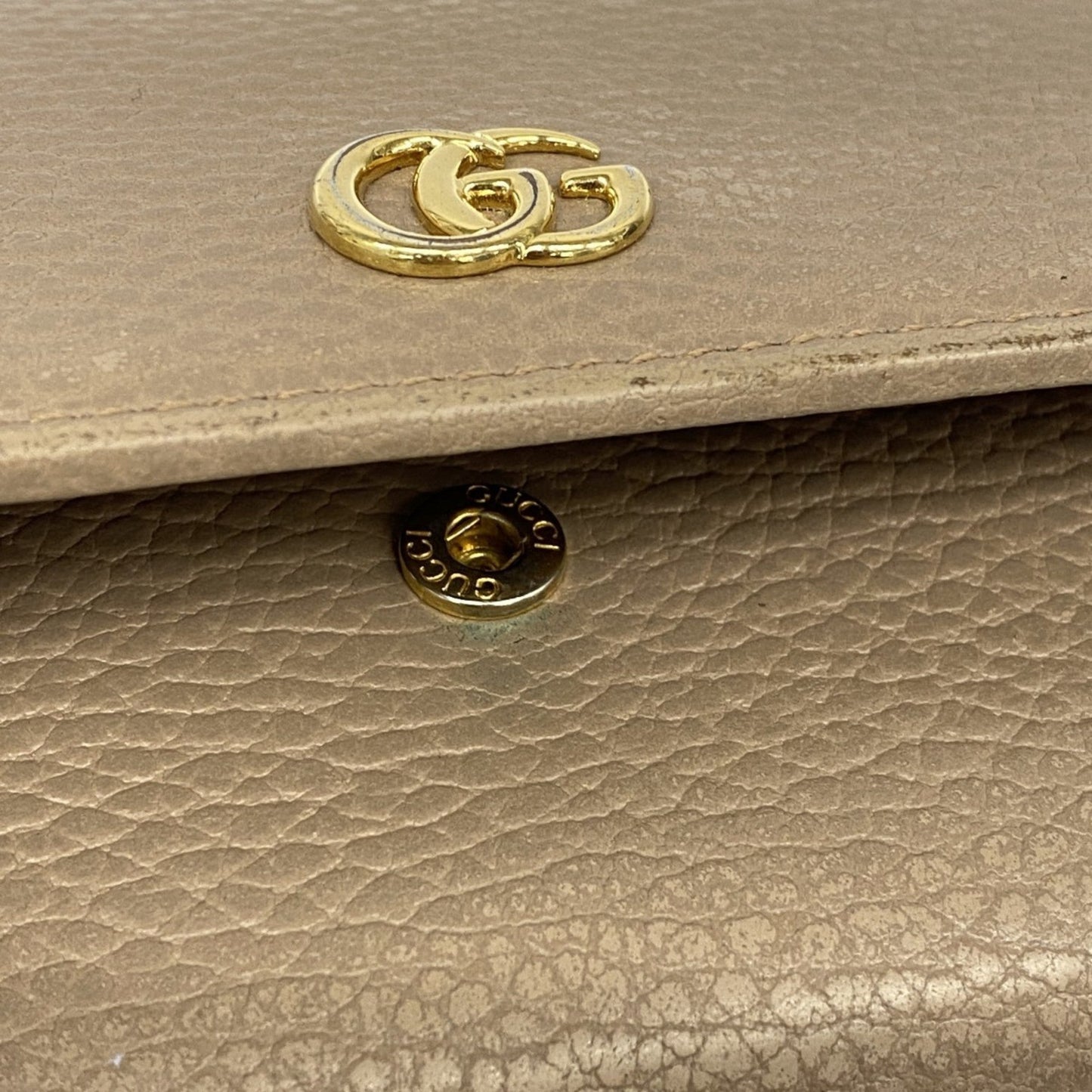 Gucci Beige Leather Long Wallet (Bi-Fold)