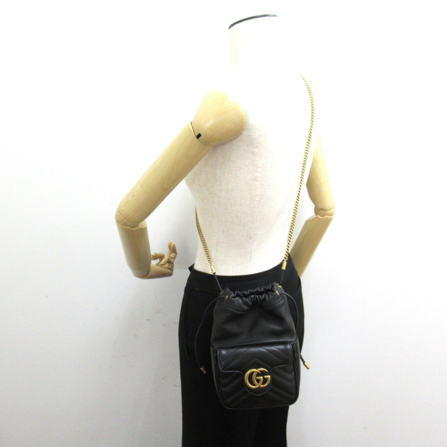 Gucci Black Leather Shoulder Bag