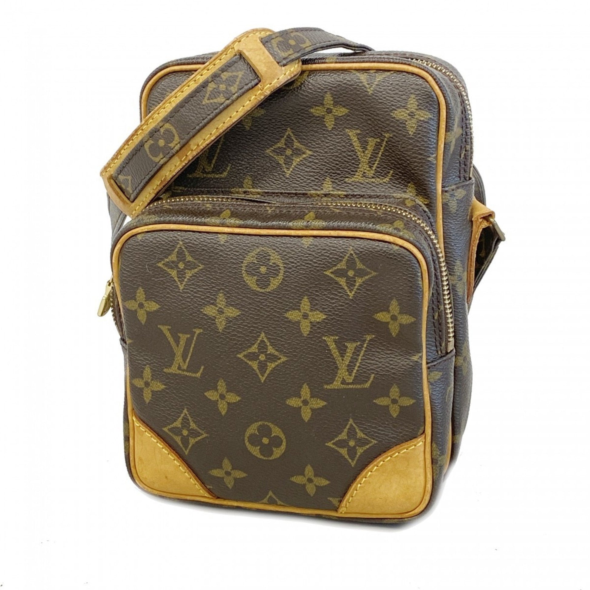Louis Vuitton Brown Shoulder Bag ()