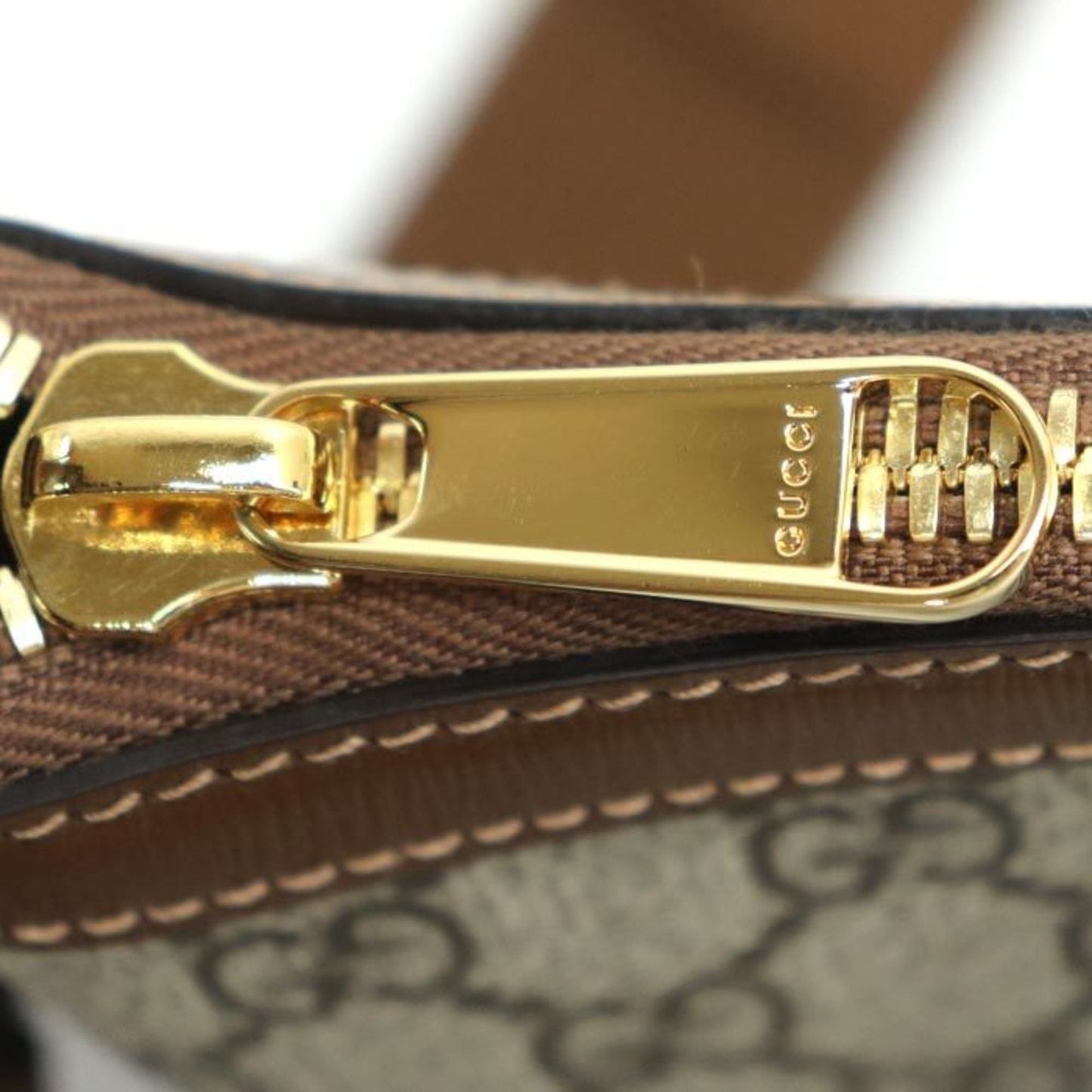 Gucci Beige Brown Gg Supreme Leather Shoulder Bag