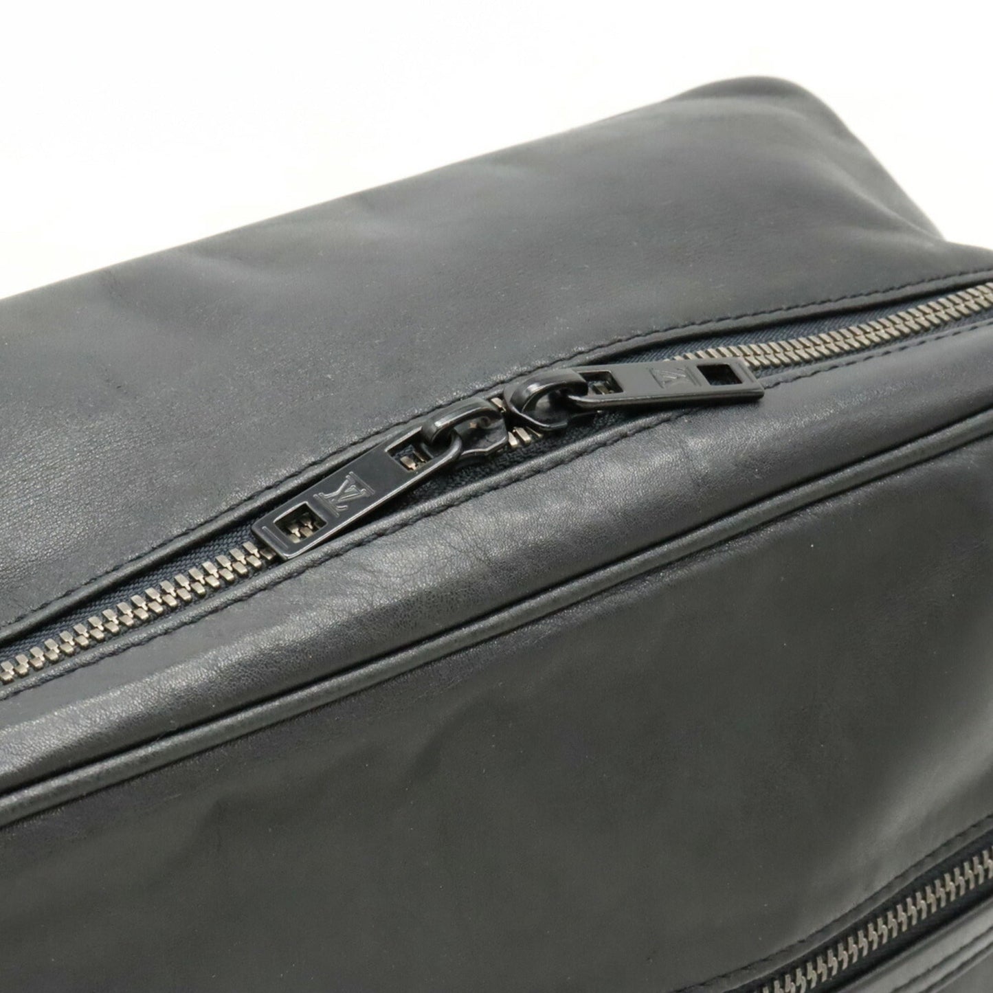 Louis Vuitton Noir Leather Shoulder Bag