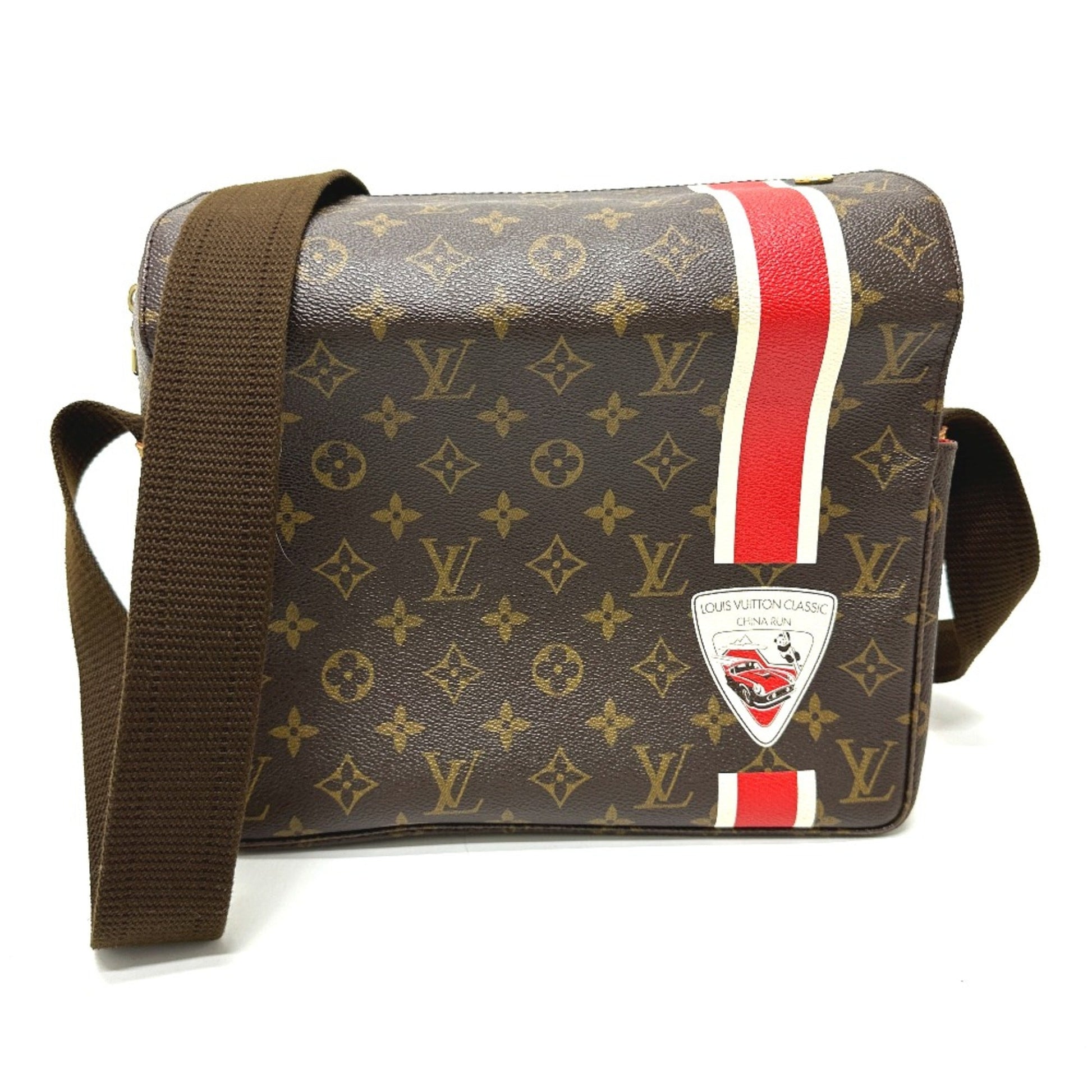 Louis Vuitton Brown Other Shoulder Bag ()