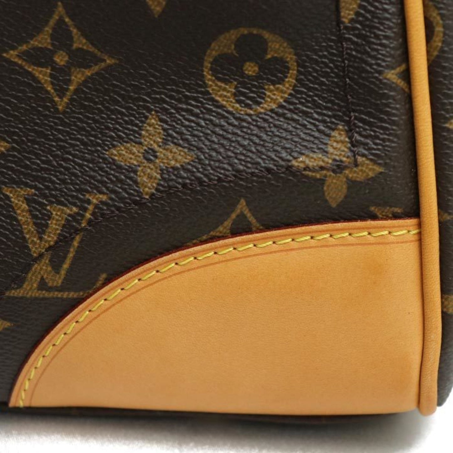Louis Vuitton Monogram Monogram Shoulder Bag