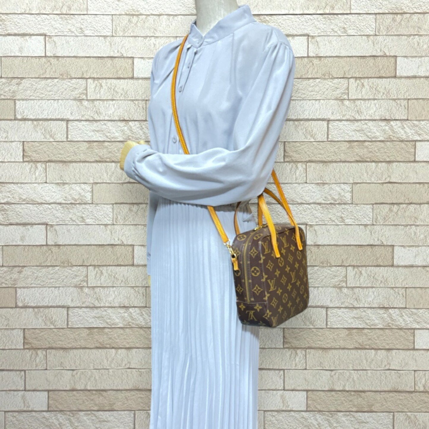 Louis Vuitton Monogram Brown Monogram Monogram Shoulder Bag
