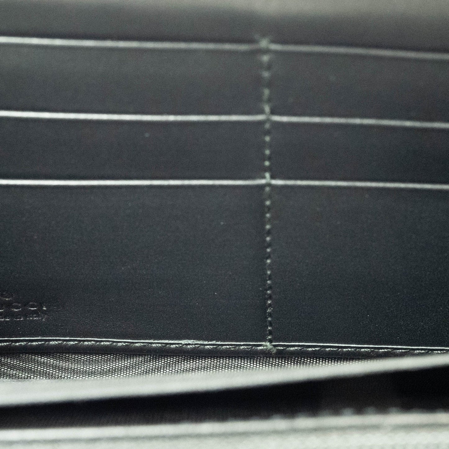 Gucci Black Gg Supreme Leather Long Wallet (Bi-Fold)